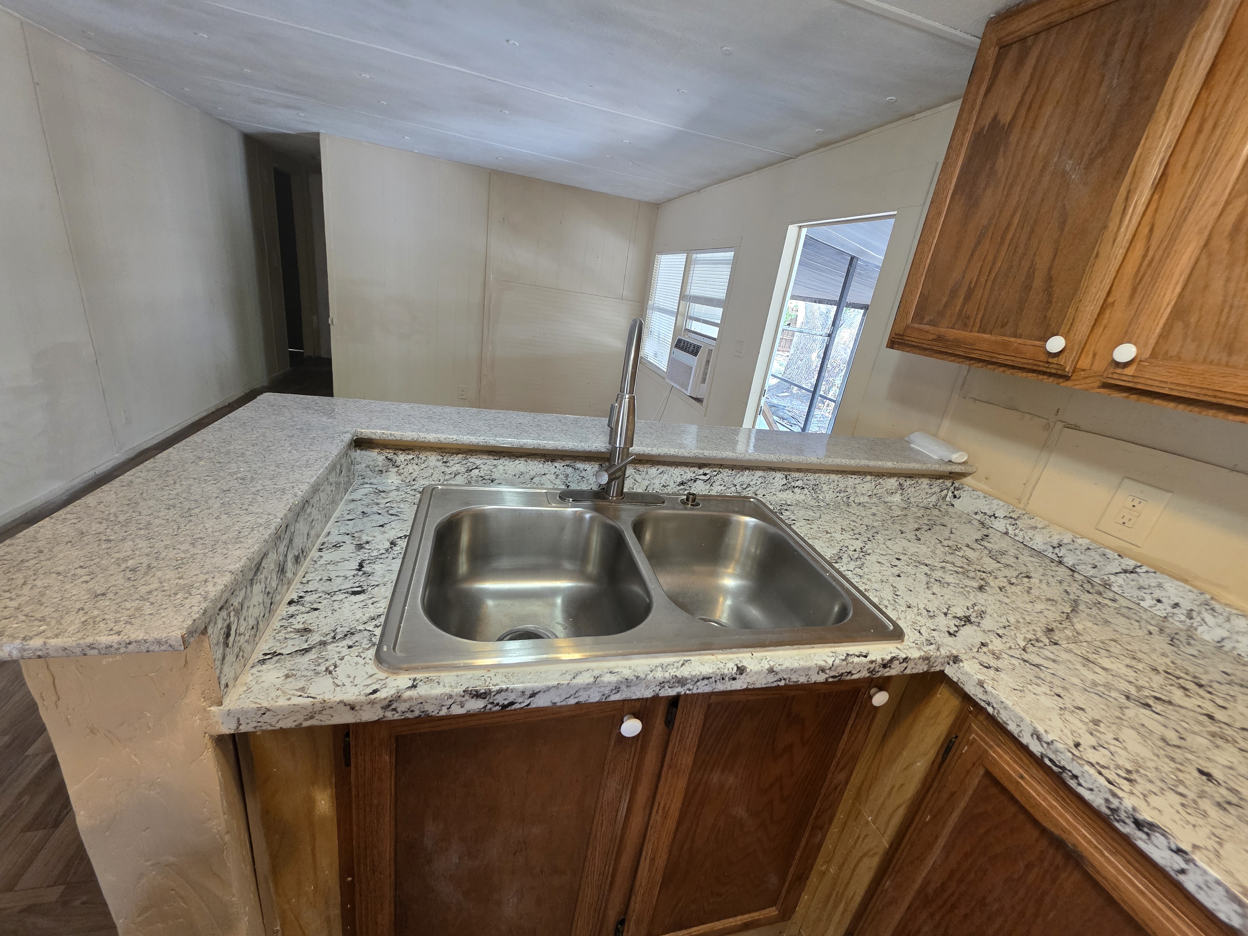 11533 Galway Road, Lot 107, Seffner, Florida 33584, 3 Bedrooms Bedrooms, ,2 BathroomsBathrooms,All - Age Mobile Home,For Sale,Galway Road, Lot 107,3833