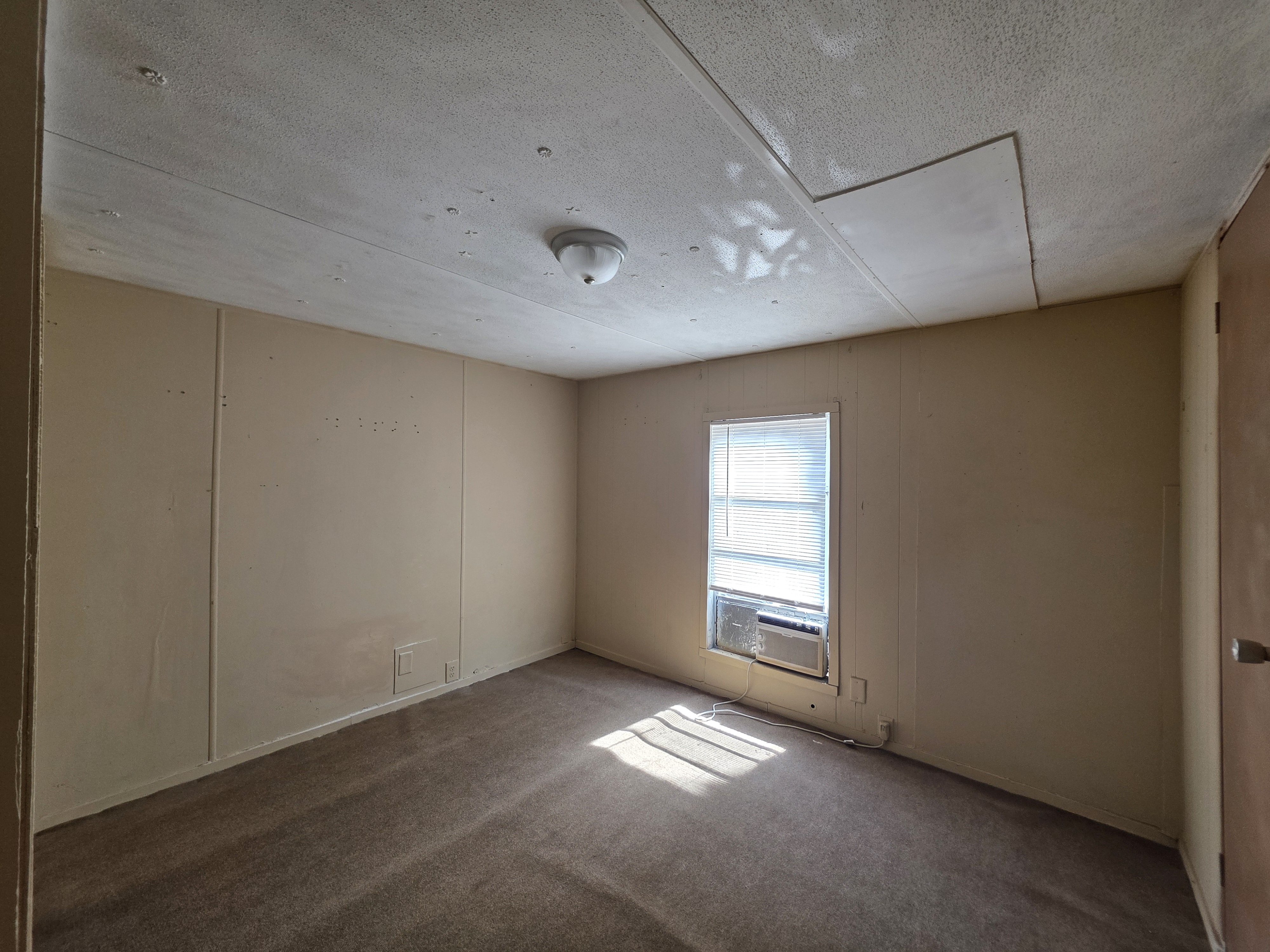 11533 Galway Road, Lot 107, Seffner, Florida 33584, 3 Bedrooms Bedrooms, ,2 BathroomsBathrooms,All - Age Mobile Home,For Sale,Galway Road, Lot 107,3833