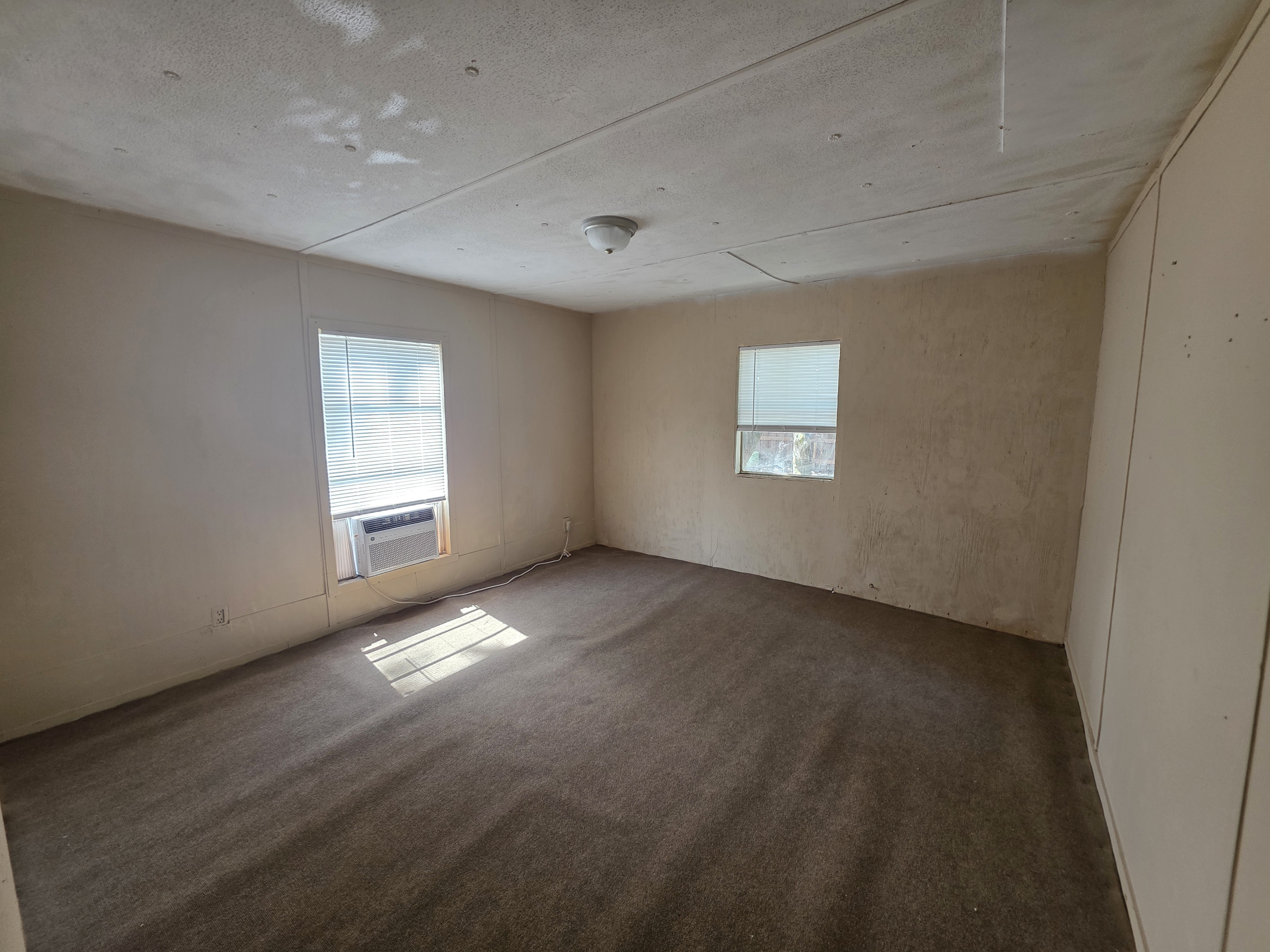 11533 Galway Road, Lot 107, Seffner, Florida 33584, 3 Bedrooms Bedrooms, ,2 BathroomsBathrooms,All - Age Mobile Home,For Sale,Galway Road, Lot 107,3833