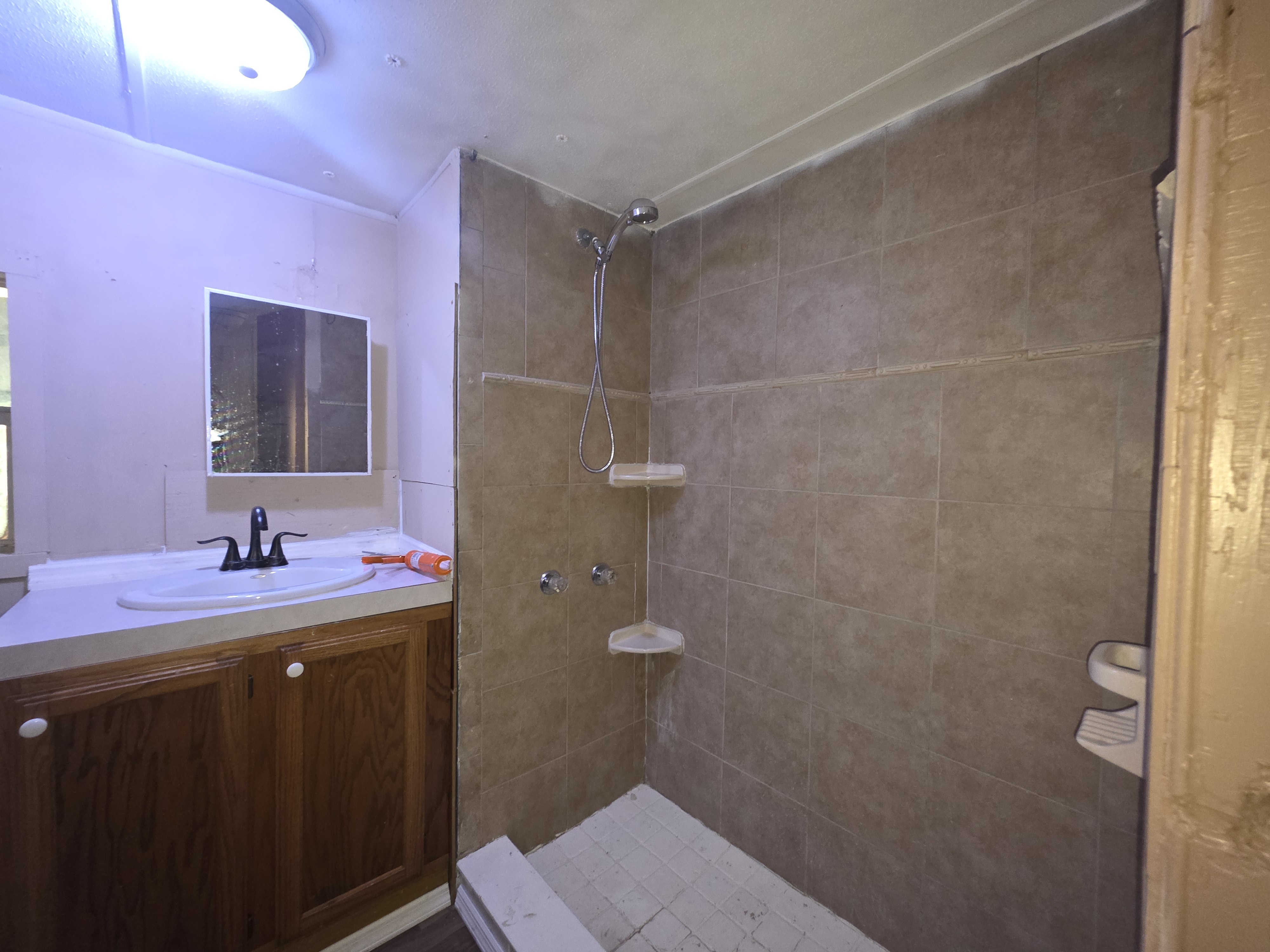 11533 Galway Road, Lot 107, Seffner, Florida 33584, 3 Bedrooms Bedrooms, ,2 BathroomsBathrooms,All - Age Mobile Home,For Sale,Galway Road, Lot 107,3833