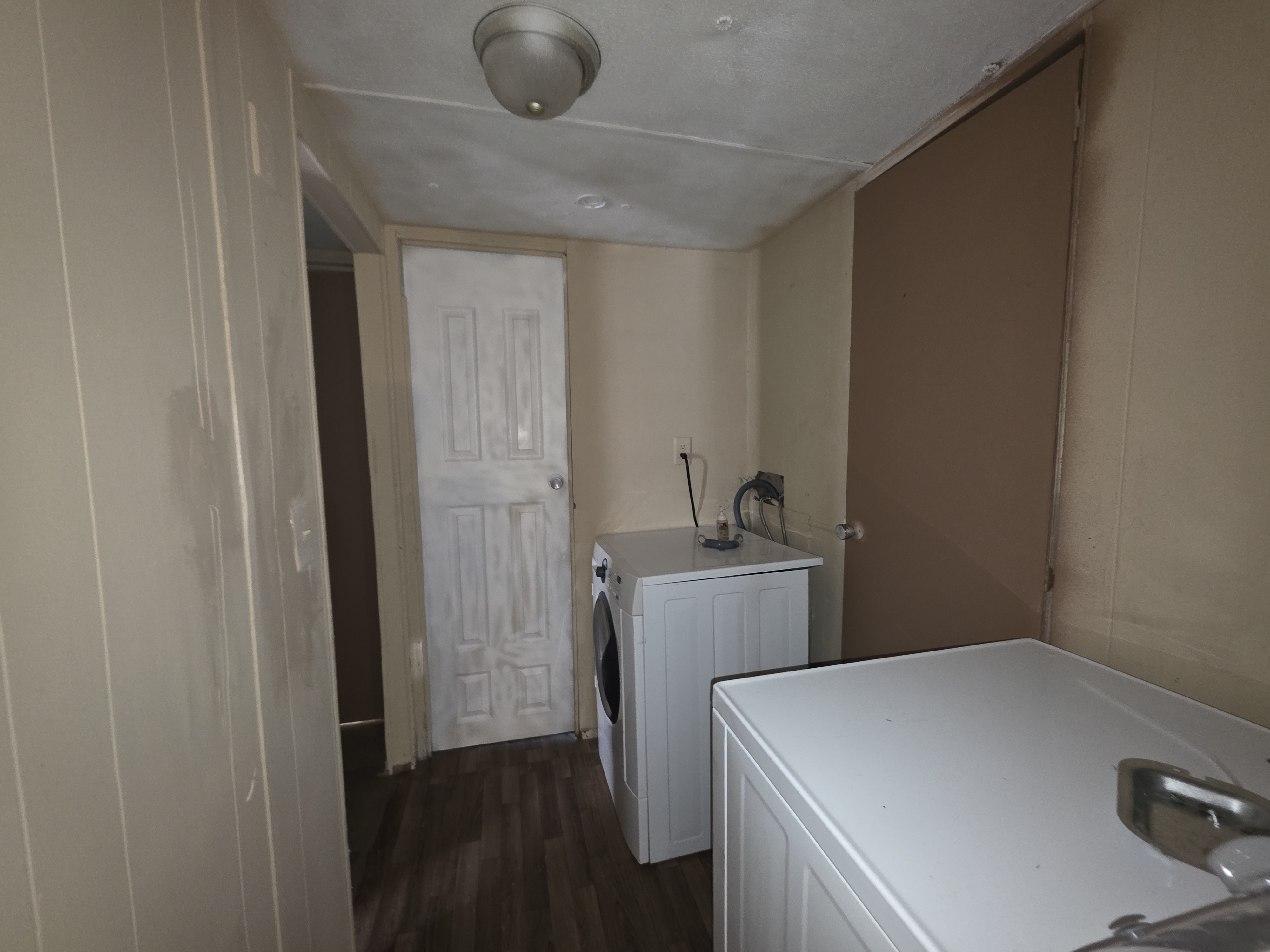 11533 Galway Road, Lot 107, Seffner, Florida 33584, 3 Bedrooms Bedrooms, ,2 BathroomsBathrooms,All - Age Mobile Home,For Sale,Galway Road, Lot 107,3833