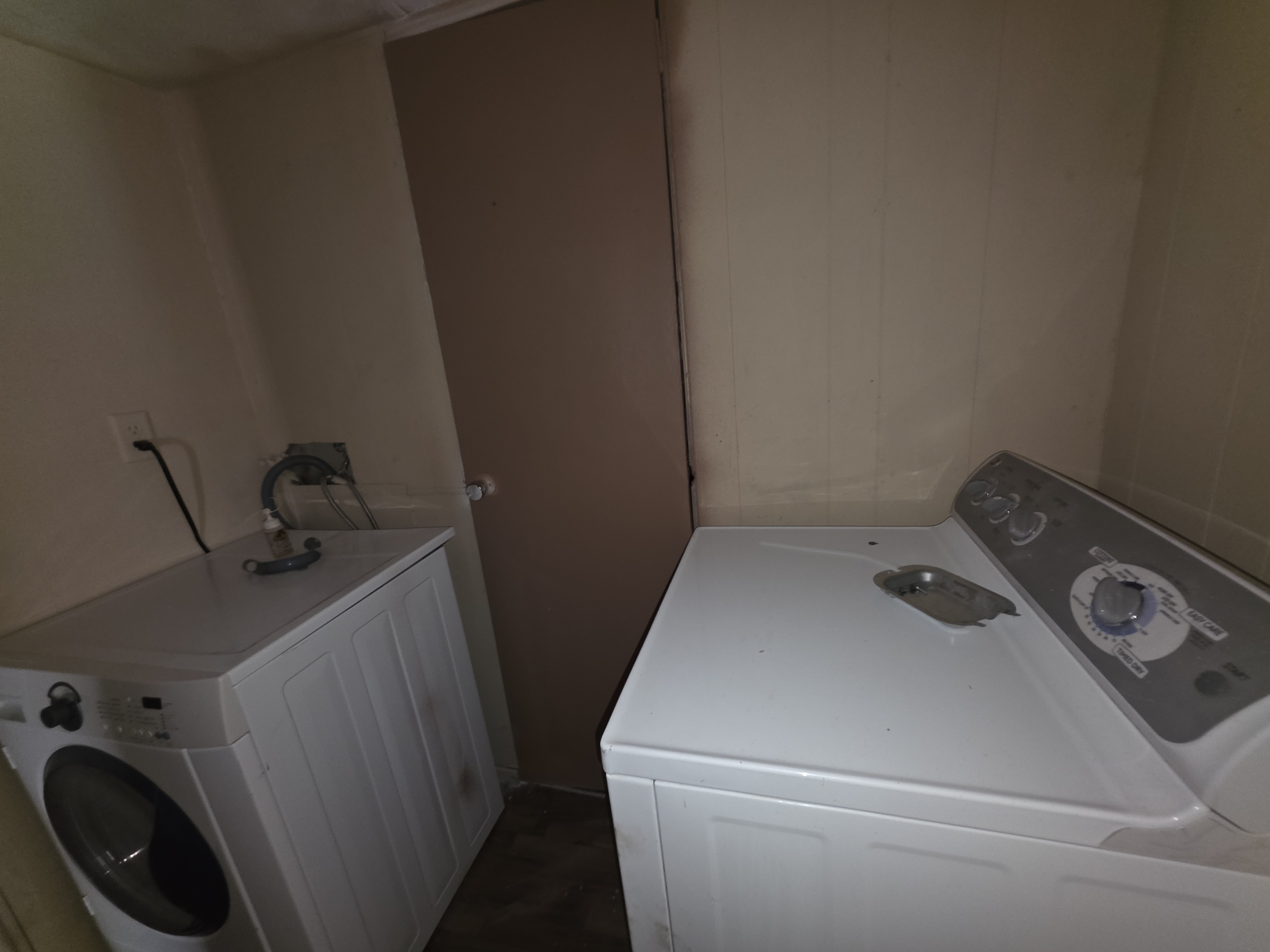 11533 Galway Road, Lot 107, Seffner, Florida 33584, 3 Bedrooms Bedrooms, ,2 BathroomsBathrooms,All - Age Mobile Home,For Sale,Galway Road, Lot 107,3833