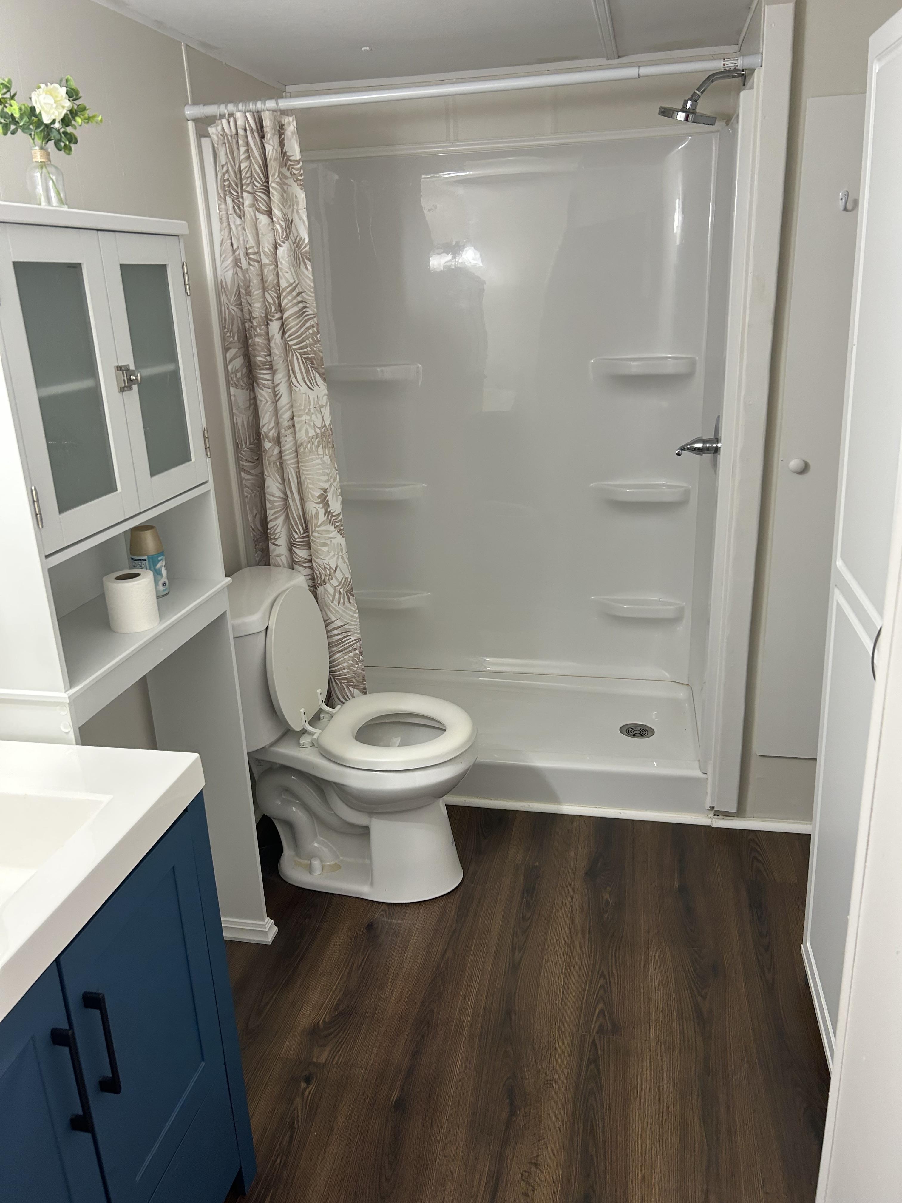 23 Azure Avenue, Palmetto, Florida 34221, 1 Bedroom Bedrooms, ,1 BathroomBathrooms,55-Plus Mobile Home,For Sale,Azure Avenue,3838