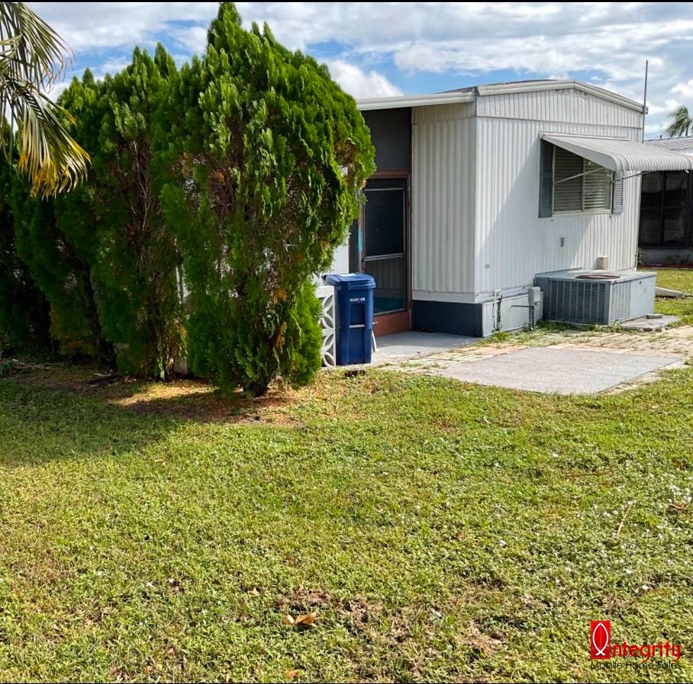2843 Palm Lake Drive, Sarasota, Florida 34234, 2 Bedrooms Bedrooms, ,2 BathroomsBathrooms,55-Plus Mobile Home,For Sale,Palm Lake Drive,3853