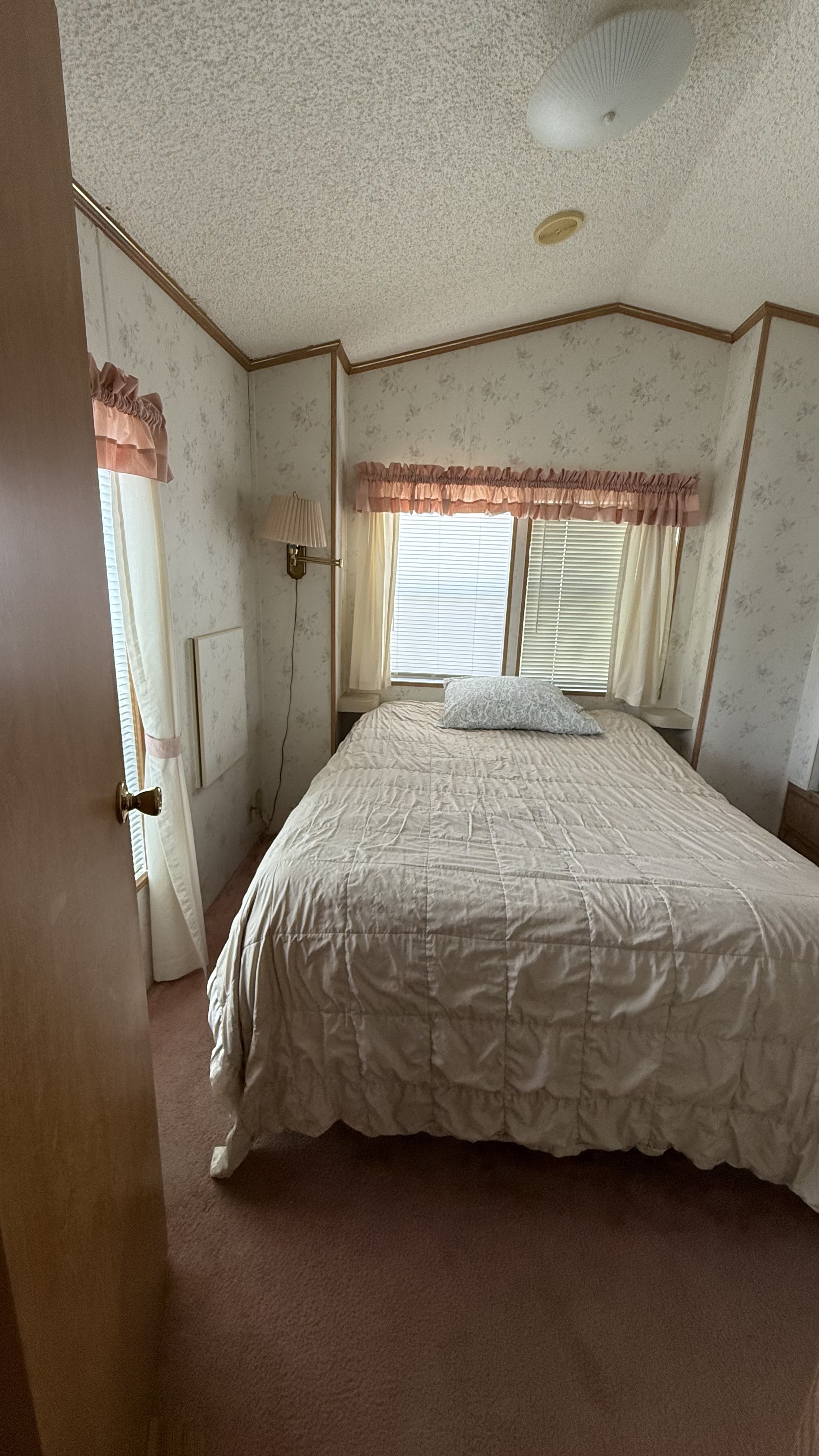 4421 Lane Road, Lot 60B, Zephyrhills, Florida 33541, 1 Bedroom Bedrooms, ,1 BathroomBathrooms,55-Plus Mobile Home,For Sale,Lane Road, Lot 60B,3855