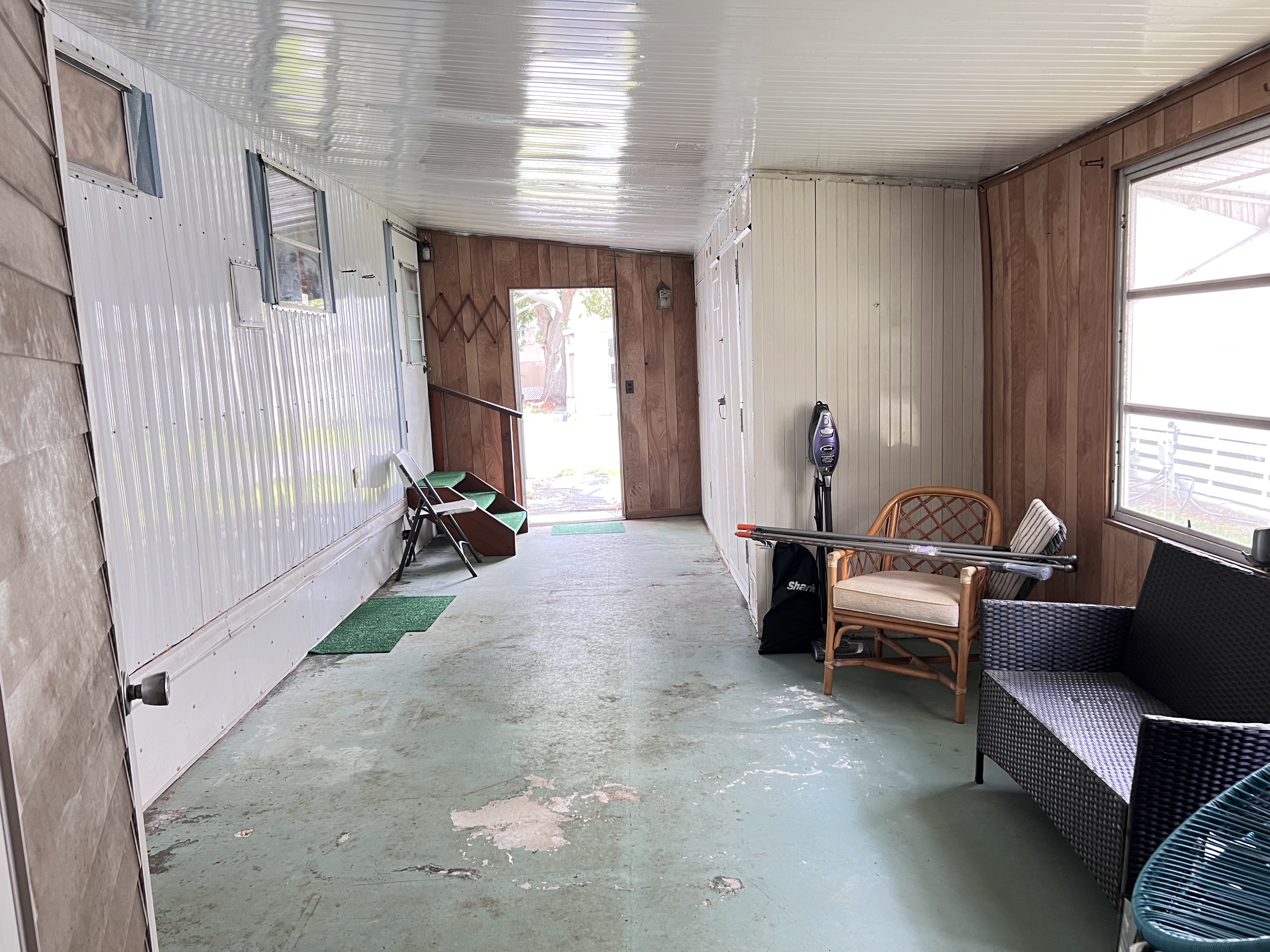 2320 Bee Ridge Road, Lot 96, Sarasota, Florida 34239, 1 Bedroom Bedrooms, ,1 BathroomBathrooms,55-Plus Mobile Home,For Sale,Bee Ridge Road, Lot 96,3859