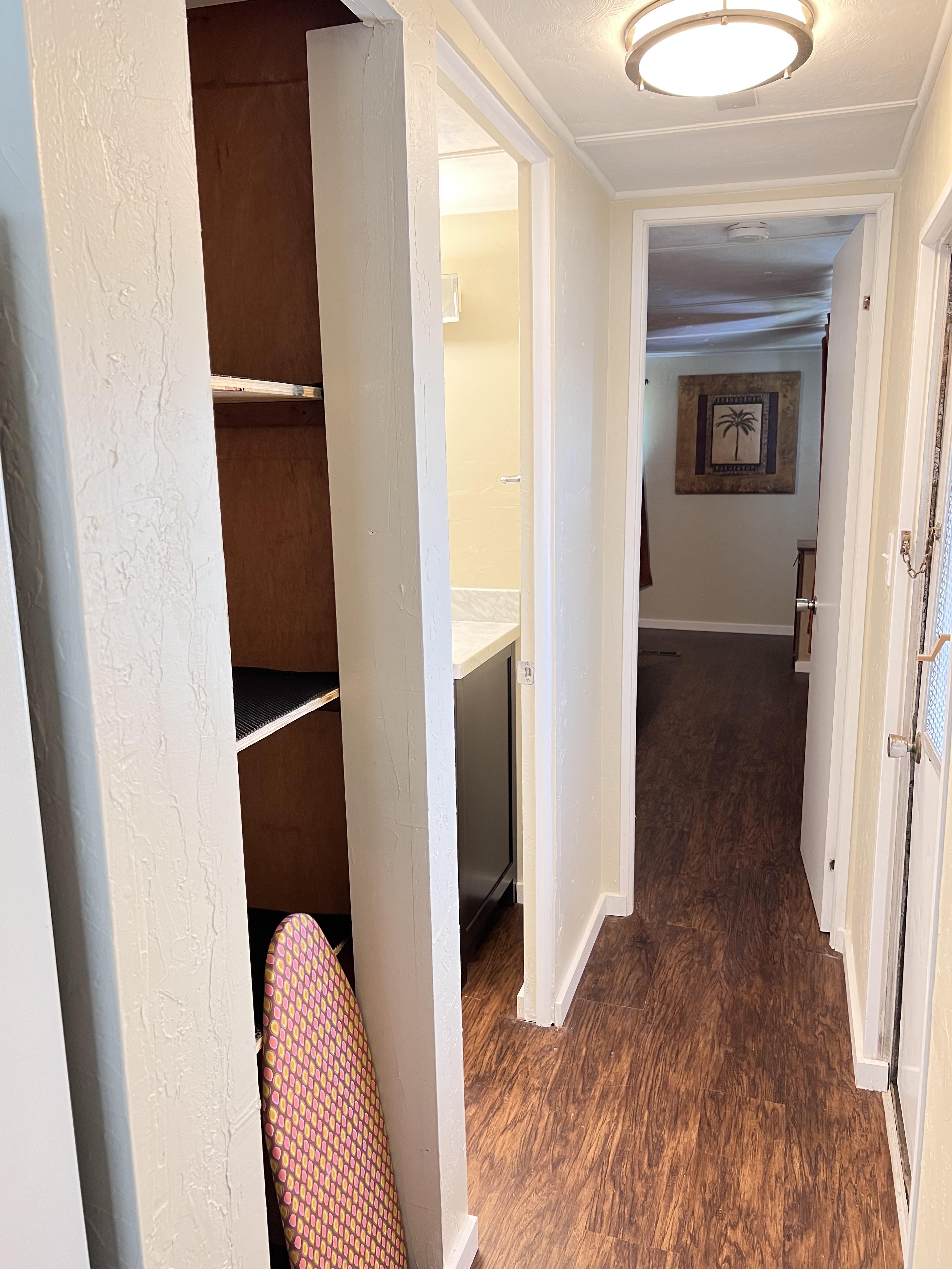 2320 Bee Ridge Road, Lot 96, Sarasota, Florida 34239, 1 Bedroom Bedrooms, ,1 BathroomBathrooms,55-Plus Mobile Home,For Sale,Bee Ridge Road, Lot 96,3859