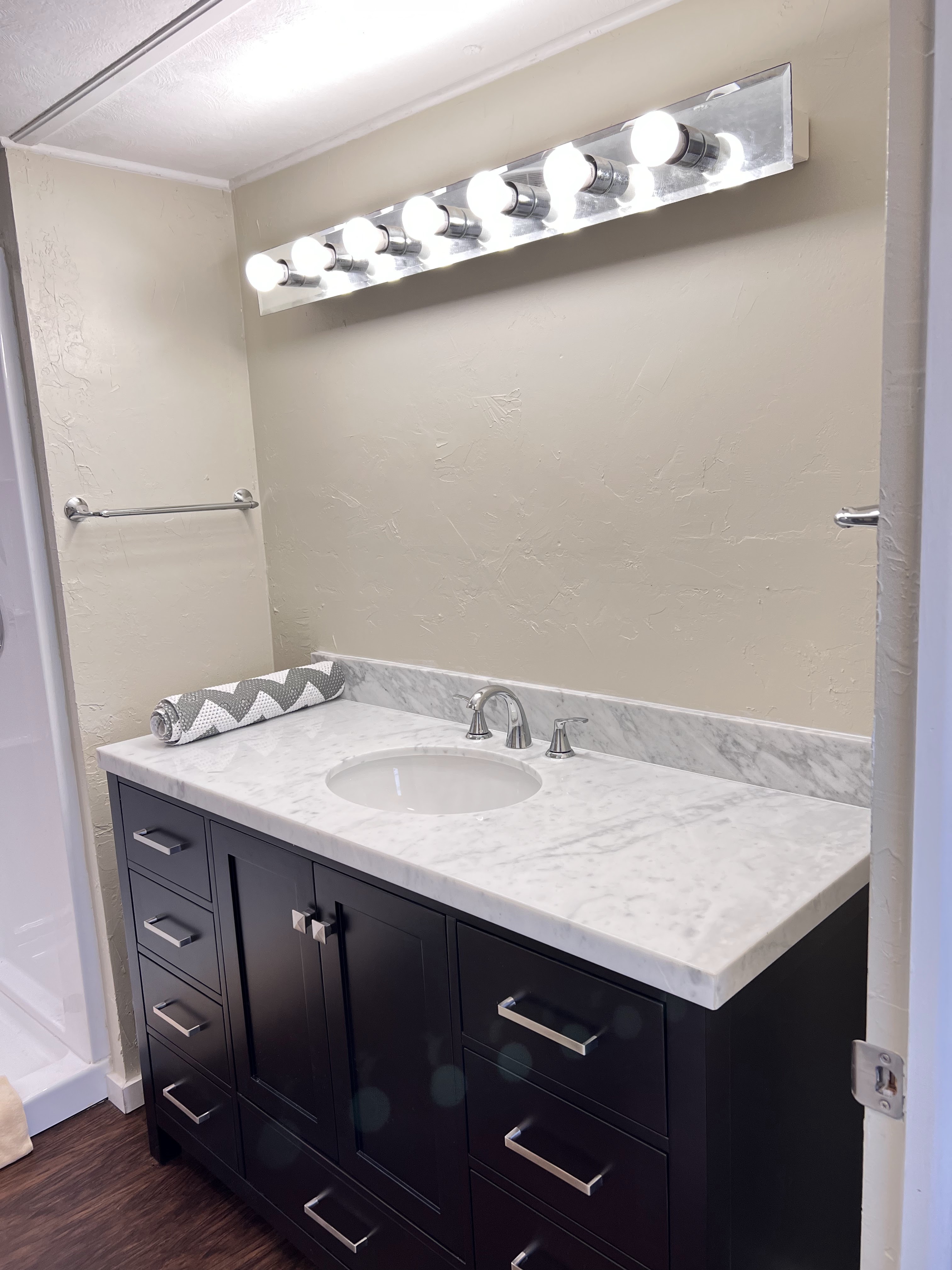 2320 Bee Ridge Road, Lot 96, Sarasota, Florida 34239, 1 Bedroom Bedrooms, ,1 BathroomBathrooms,55-Plus Mobile Home,For Sale,Bee Ridge Road, Lot 96,3859