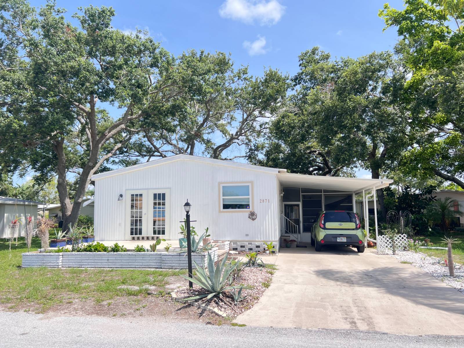 2871 Bay Aristocrat Dr, Sarasota, Florida 34234, 2 Bedrooms Bedrooms, ,2 BathroomsBathrooms,55-Plus Mobile Home,For Sale,Bay Aristocrat Dr,3863