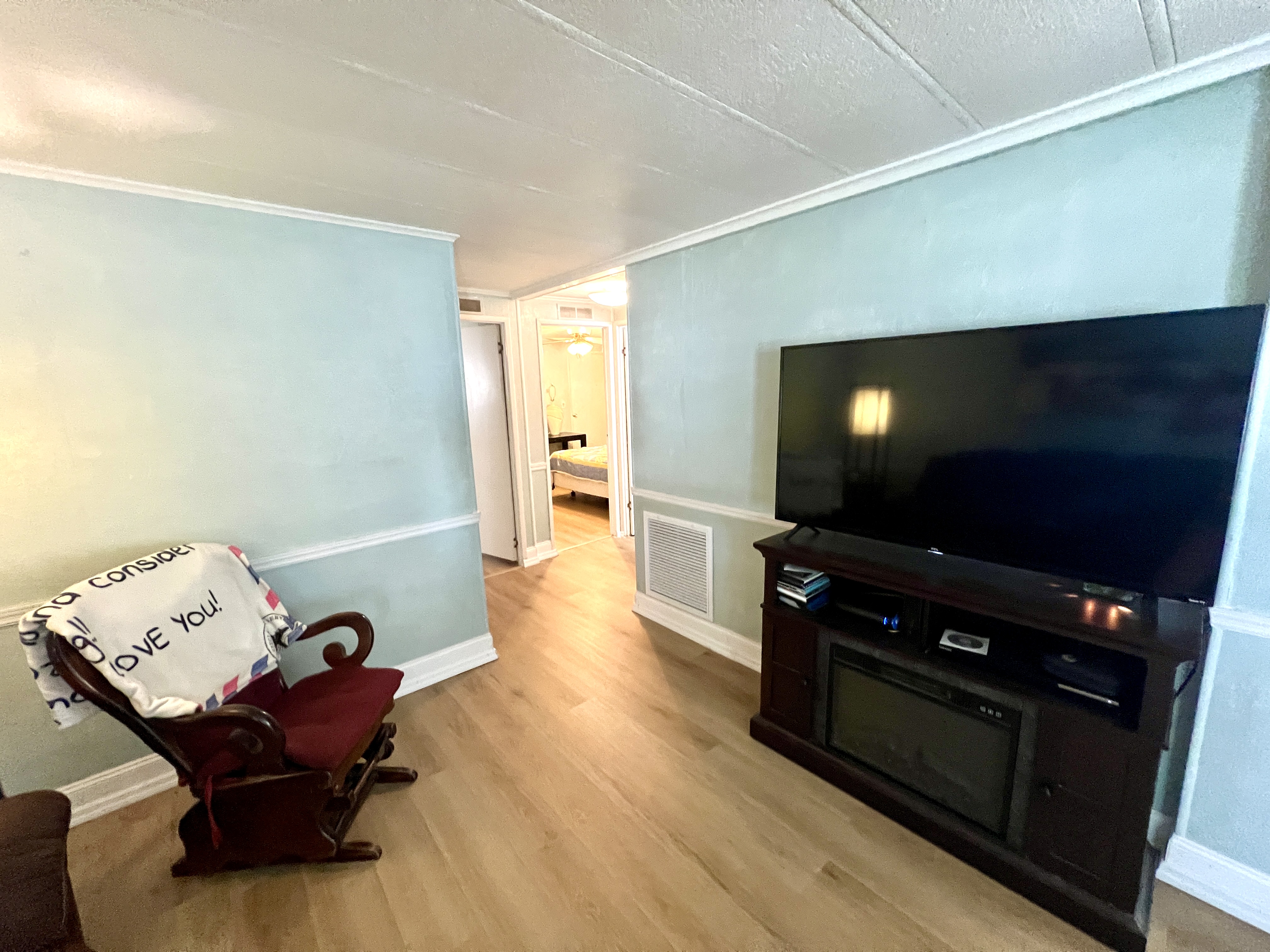 546 Montego Lane North, Ellenton, Florida 34222, 2 Bedrooms Bedrooms, ,2 BathroomsBathrooms,55-Plus Mobile Home,For Sale,Montego Lane North,3865