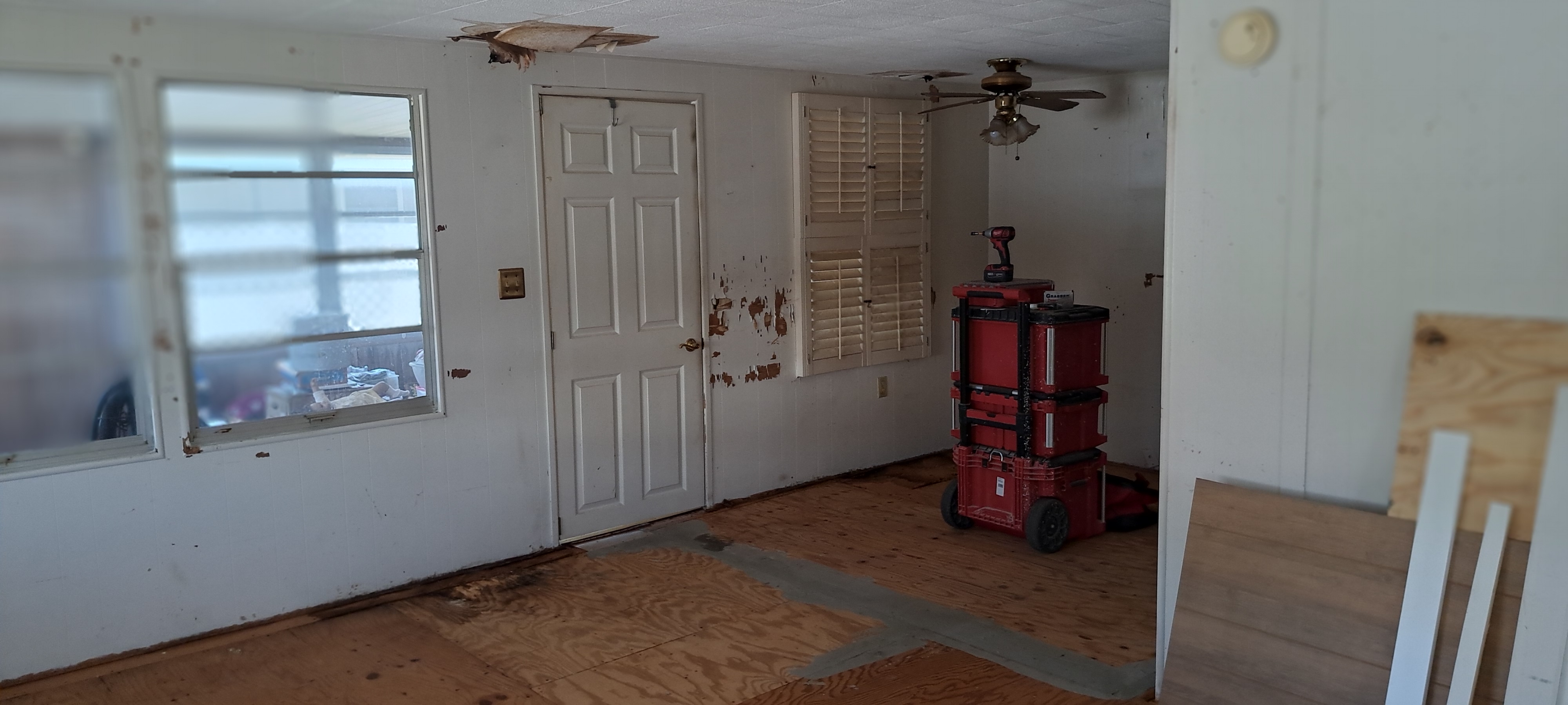 249 Jasper St N W, Largo, Florida 33770, 1 Bedroom Bedrooms, ,1 BathroomBathrooms,55-Plus Mobile Home,For Sale,Jasper St N W,3866