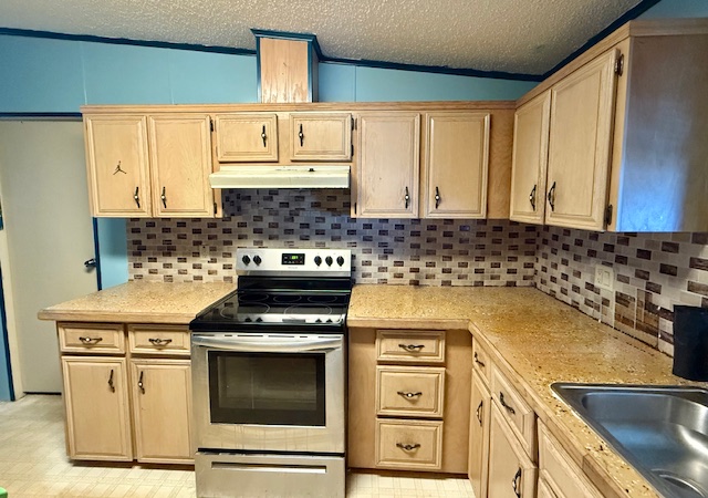 100 Hampton Road, Lot 201, Clearwater, Florida 33759, 2 Bedrooms Bedrooms, ,2 BathroomsBathrooms,55-Plus Mobile Home,For Sale,Hampton Road, Lot 201,3869