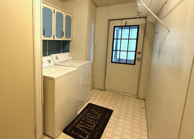 100 Hampton Road, Lot 201, Clearwater, Florida 33759, 2 Bedrooms Bedrooms, ,2 BathroomsBathrooms,55-Plus Mobile Home,For Sale,Hampton Road, Lot 201,3869