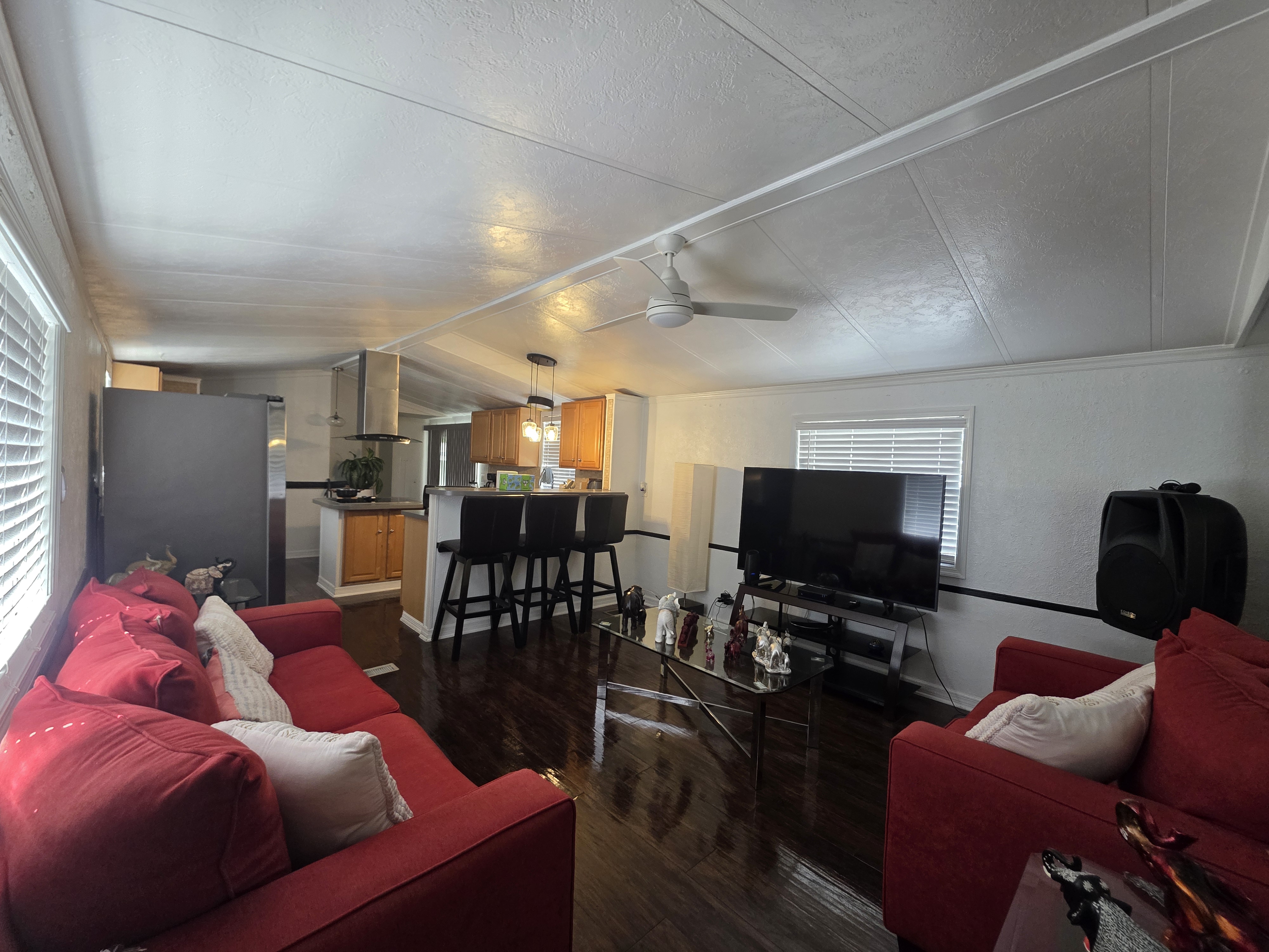 305 Magnolia Lane, Tampa, Florida 33610, 2 Bedrooms Bedrooms, ,2 BathroomsBathrooms,All - Age Mobile Home,For Sale,Magnolia Lane,3874