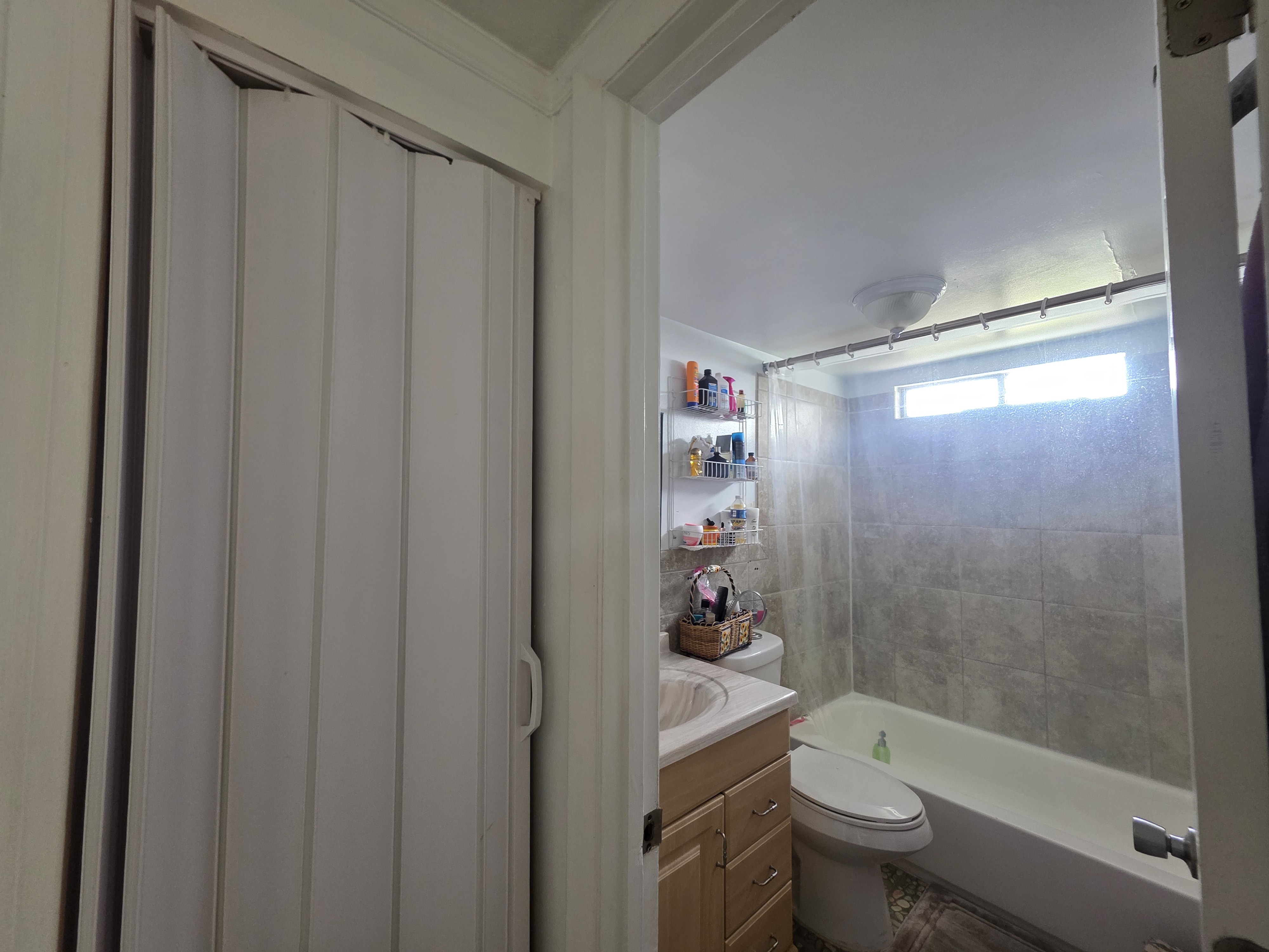 305 Magnolia Lane, Tampa, Florida 33610, 2 Bedrooms Bedrooms, ,2 BathroomsBathrooms,All - Age Mobile Home,For Sale,Magnolia Lane,3874