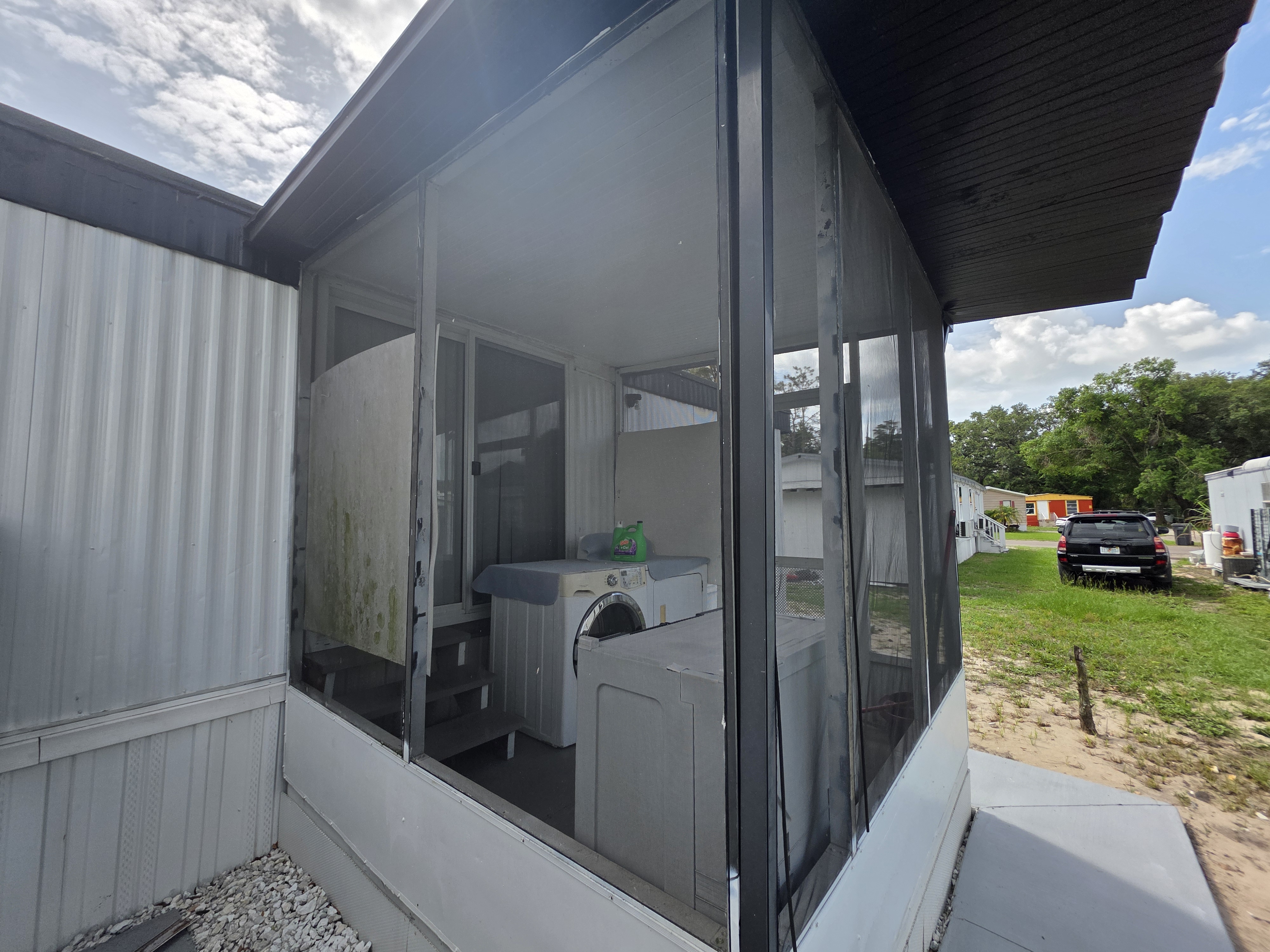 305 Magnolia Lane, Tampa, Florida 33610, 2 Bedrooms Bedrooms, ,2 BathroomsBathrooms,All - Age Mobile Home,For Sale,Magnolia Lane,3874