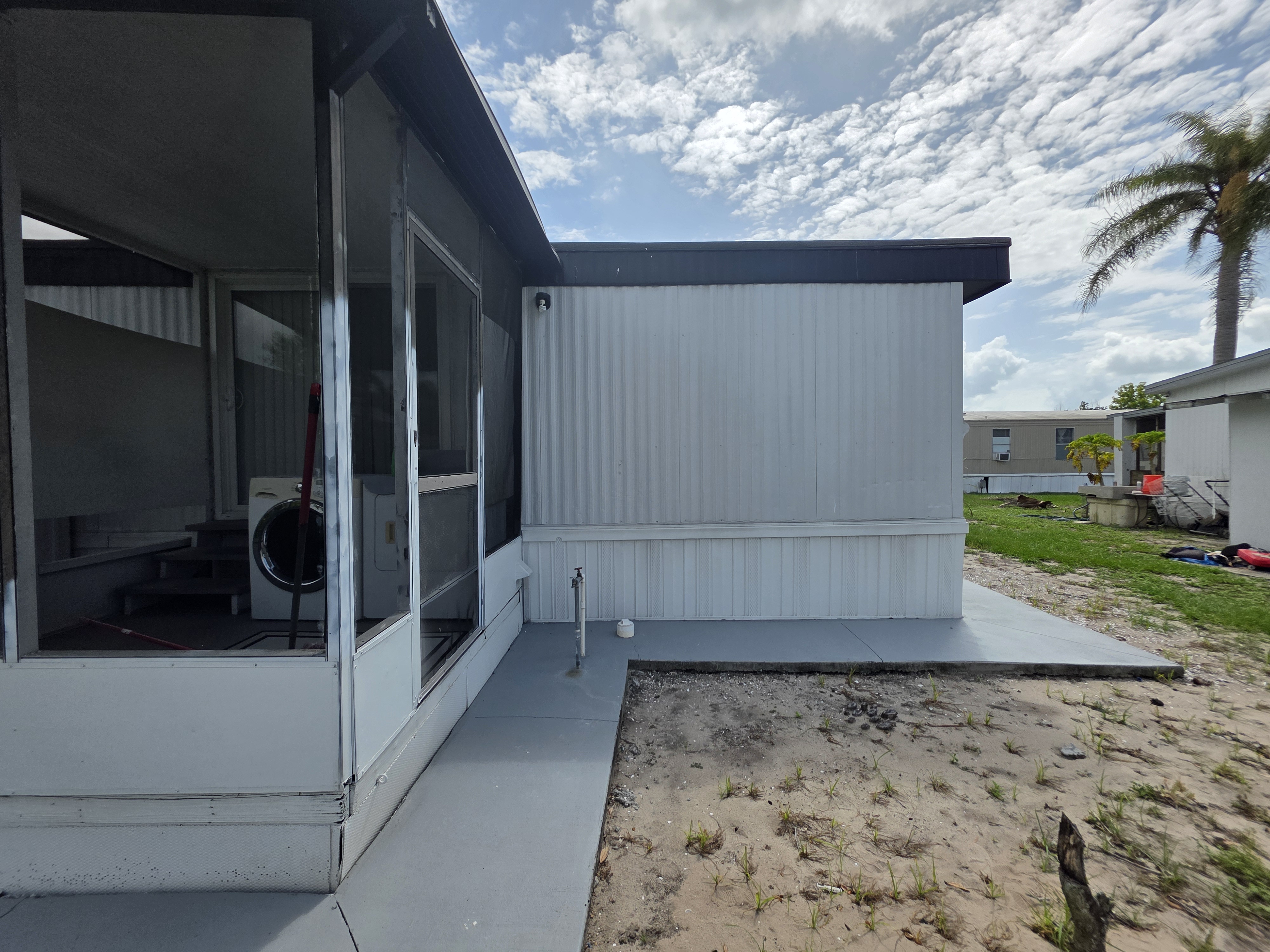 305 Magnolia Lane, Tampa, Florida 33610, 2 Bedrooms Bedrooms, ,2 BathroomsBathrooms,All - Age Mobile Home,For Sale,Magnolia Lane,3874