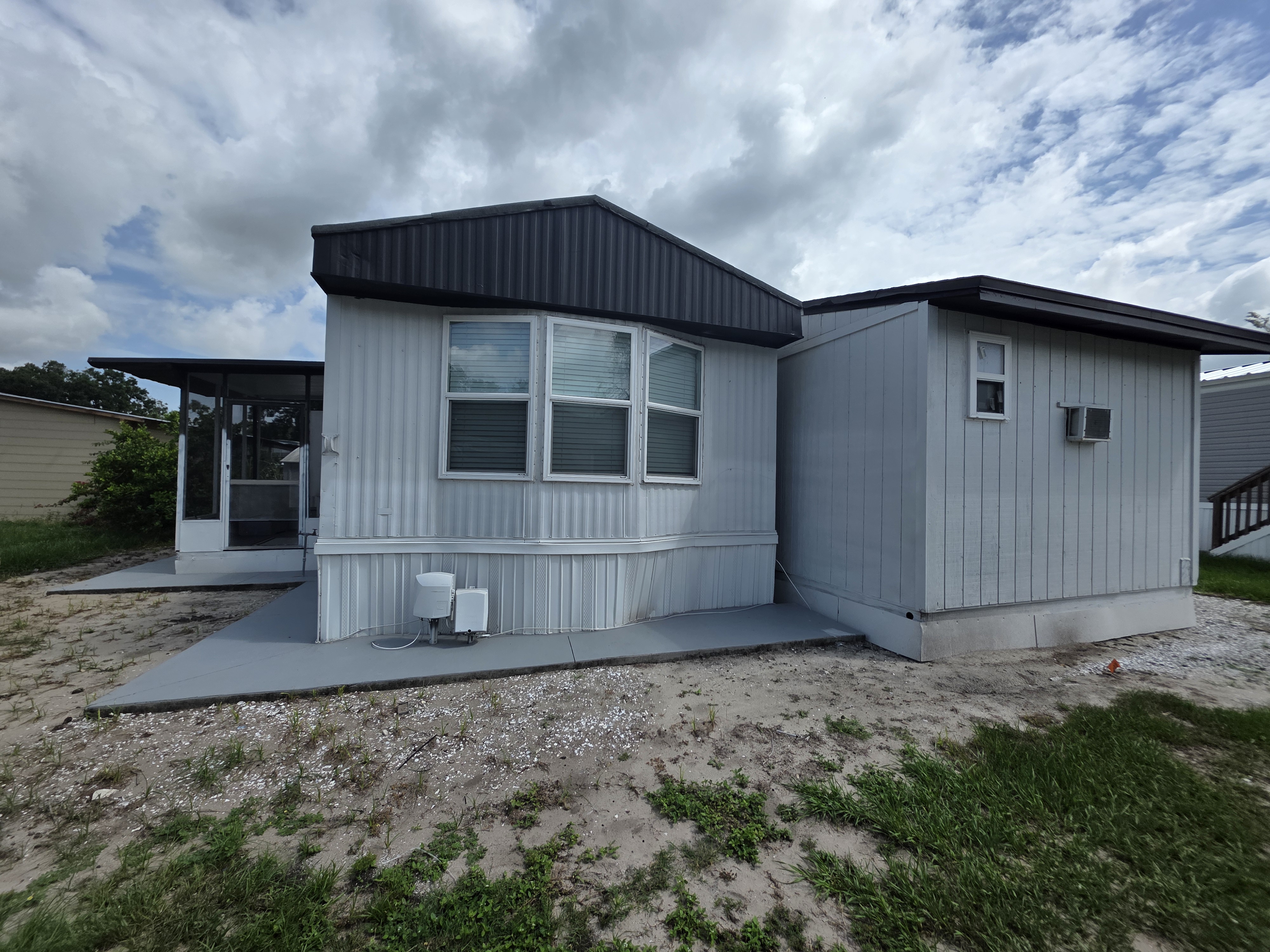 305 Magnolia Lane, Tampa, Florida 33610, 2 Bedrooms Bedrooms, ,2 BathroomsBathrooms,All - Age Mobile Home,For Sale,Magnolia Lane,3874