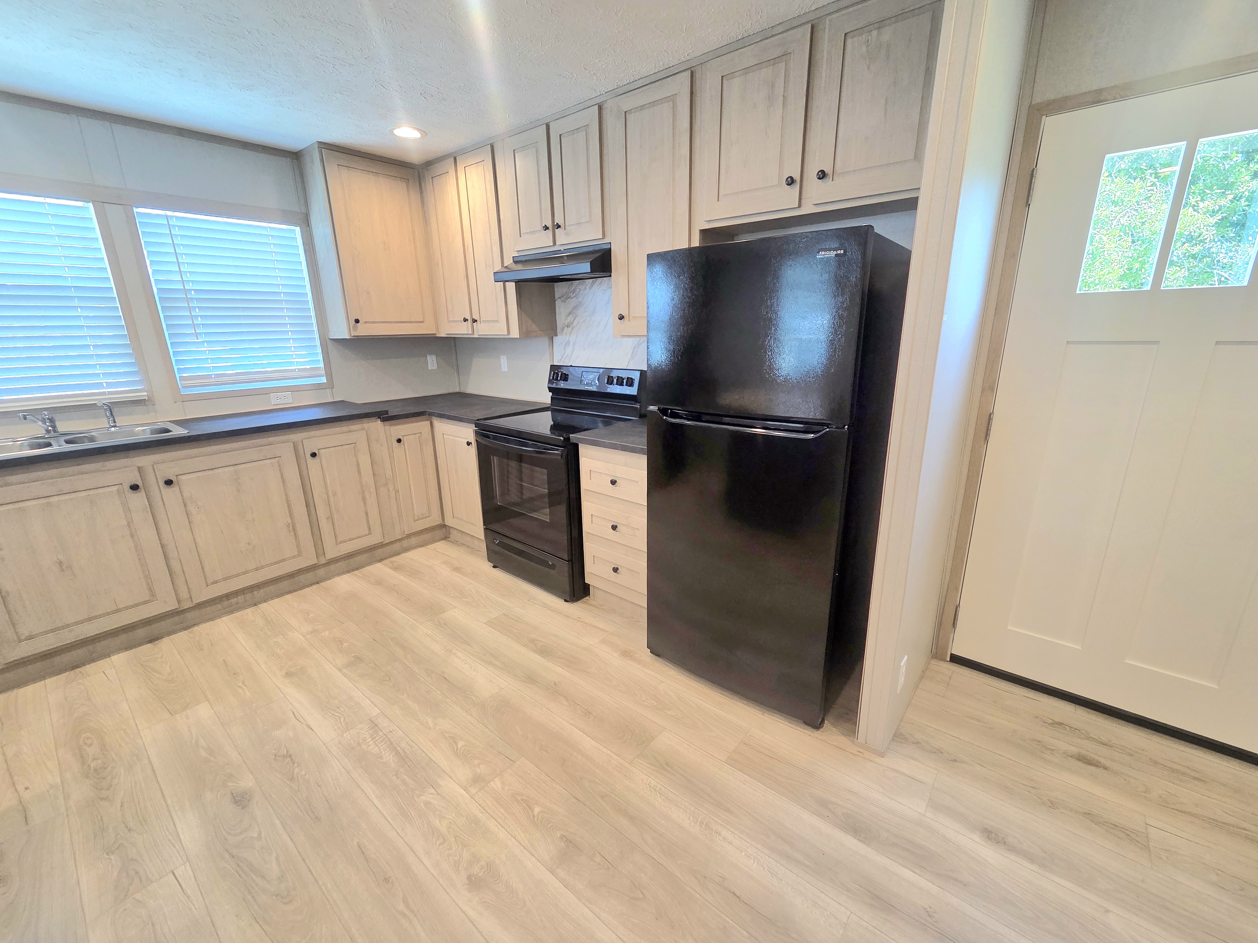 603 63rd Ave W, Site S11, Bradenton, Florida 34207, 2 Bedrooms Bedrooms, ,2 BathroomsBathrooms,55-Plus Mobile Home,For Sale,63rd Ave W, Site S11,3876