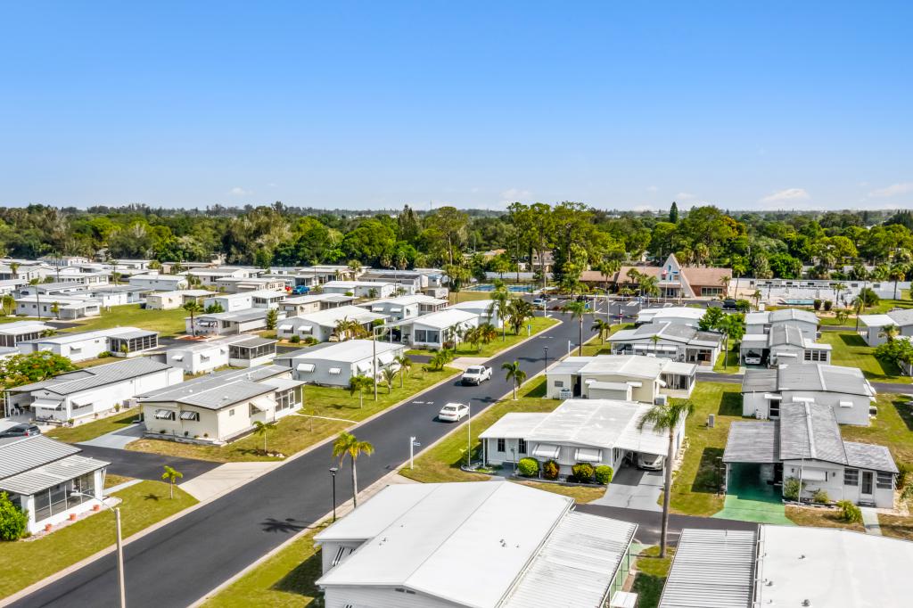 603 63rd Ave W, Site S11, Bradenton, Florida 34207, 2 Bedrooms Bedrooms, ,2 BathroomsBathrooms,55-Plus Mobile Home,For Sale,63rd Ave W, Site S11,3876