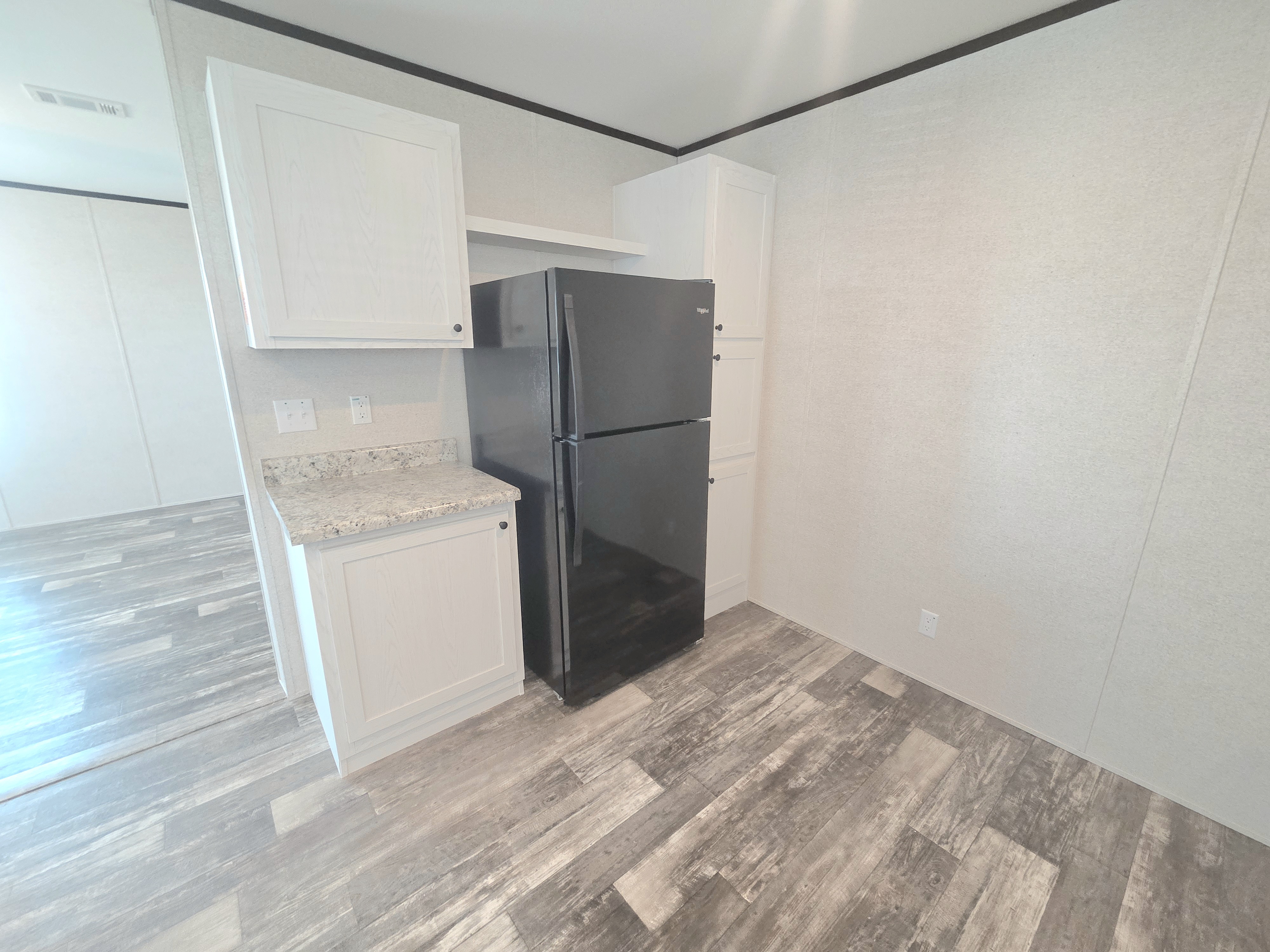 603 63rd Ave W, Site J18, Bradenton, Florida 34207, 3 Bedrooms Bedrooms, ,2 BathroomsBathrooms,All - Age Mobile Home,For Sale,63rd Ave W, Site J18,3877