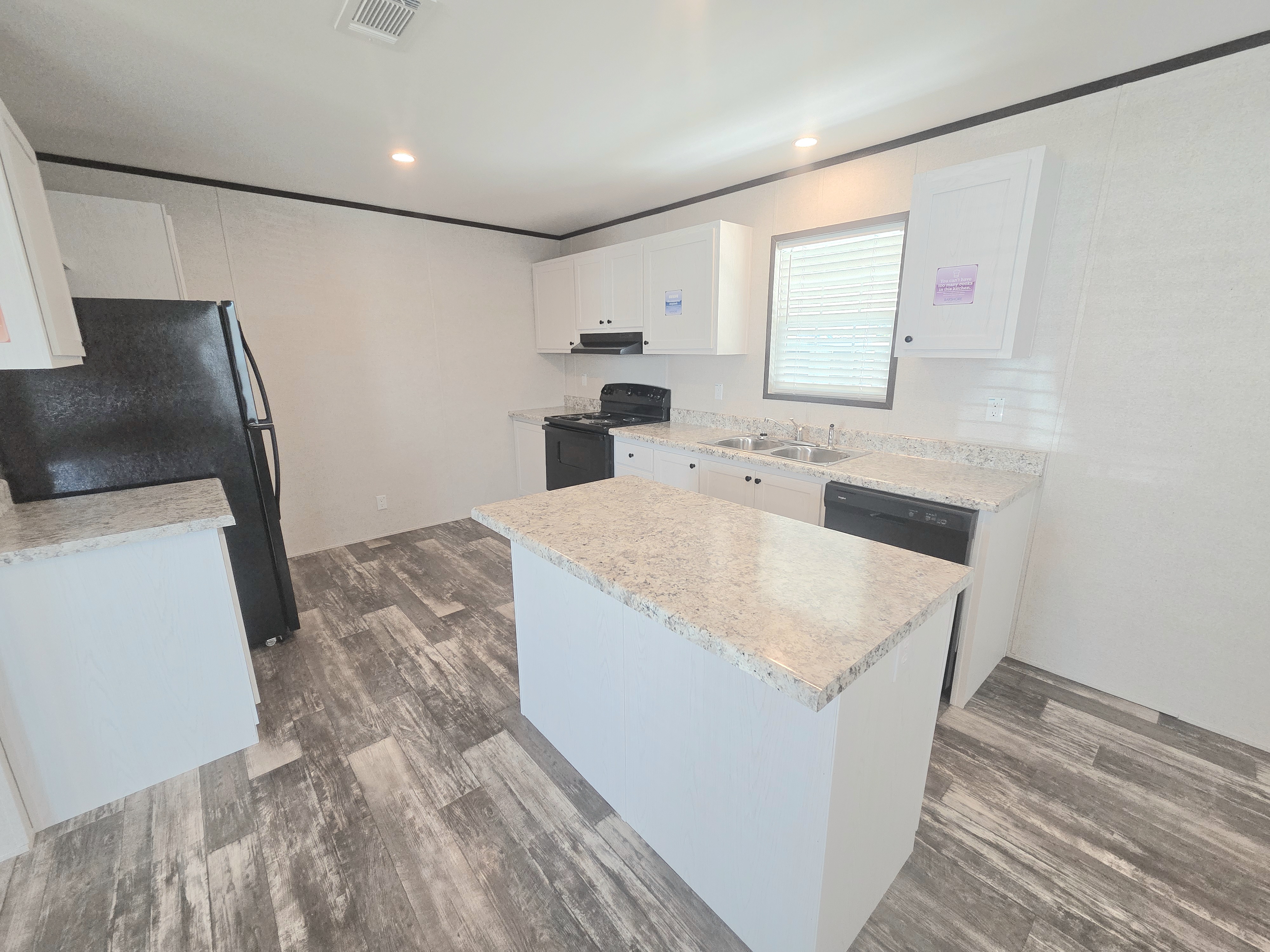 603 63rd Ave W, Site J18, Bradenton, Florida 34207, 3 Bedrooms Bedrooms, ,2 BathroomsBathrooms,All - Age Mobile Home,For Sale,63rd Ave W, Site J18,3877