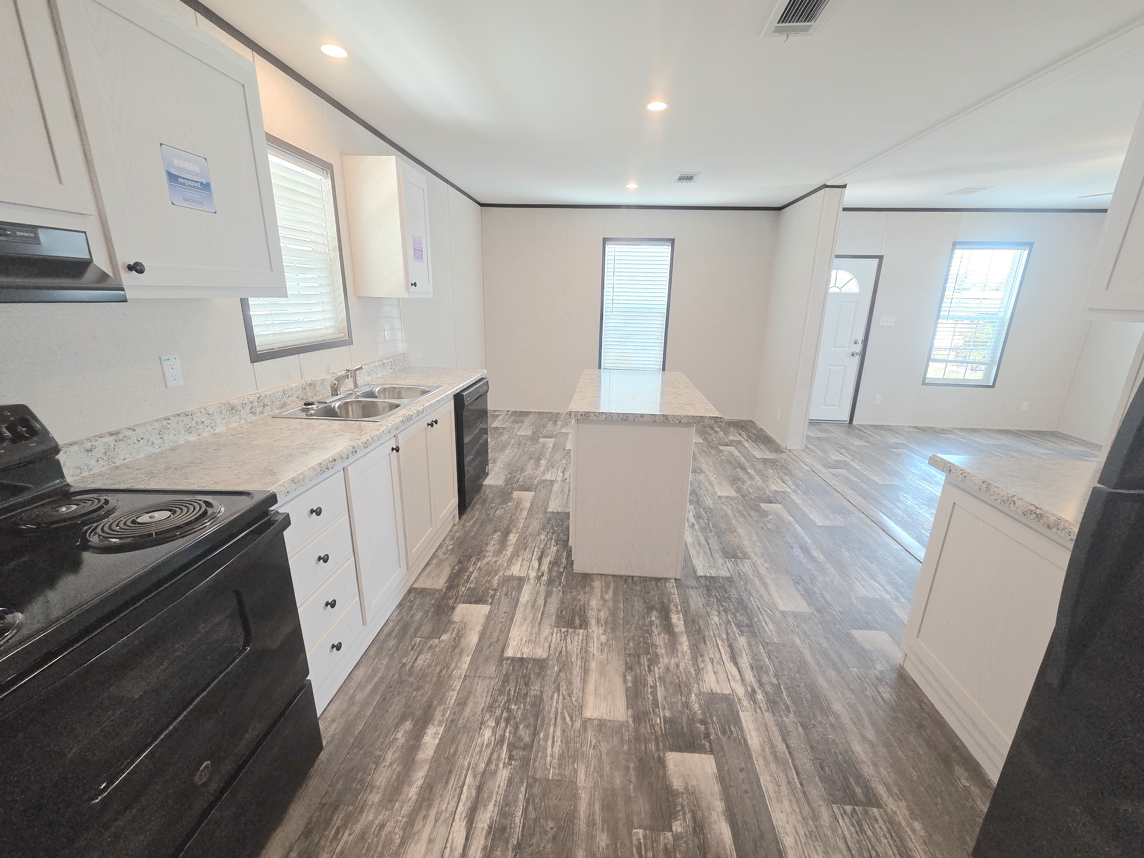 603 63rd Ave W, Site J18, Bradenton, Florida 34207, 3 Bedrooms Bedrooms, ,2 BathroomsBathrooms,All - Age Mobile Home,For Sale,63rd Ave W, Site J18,3877