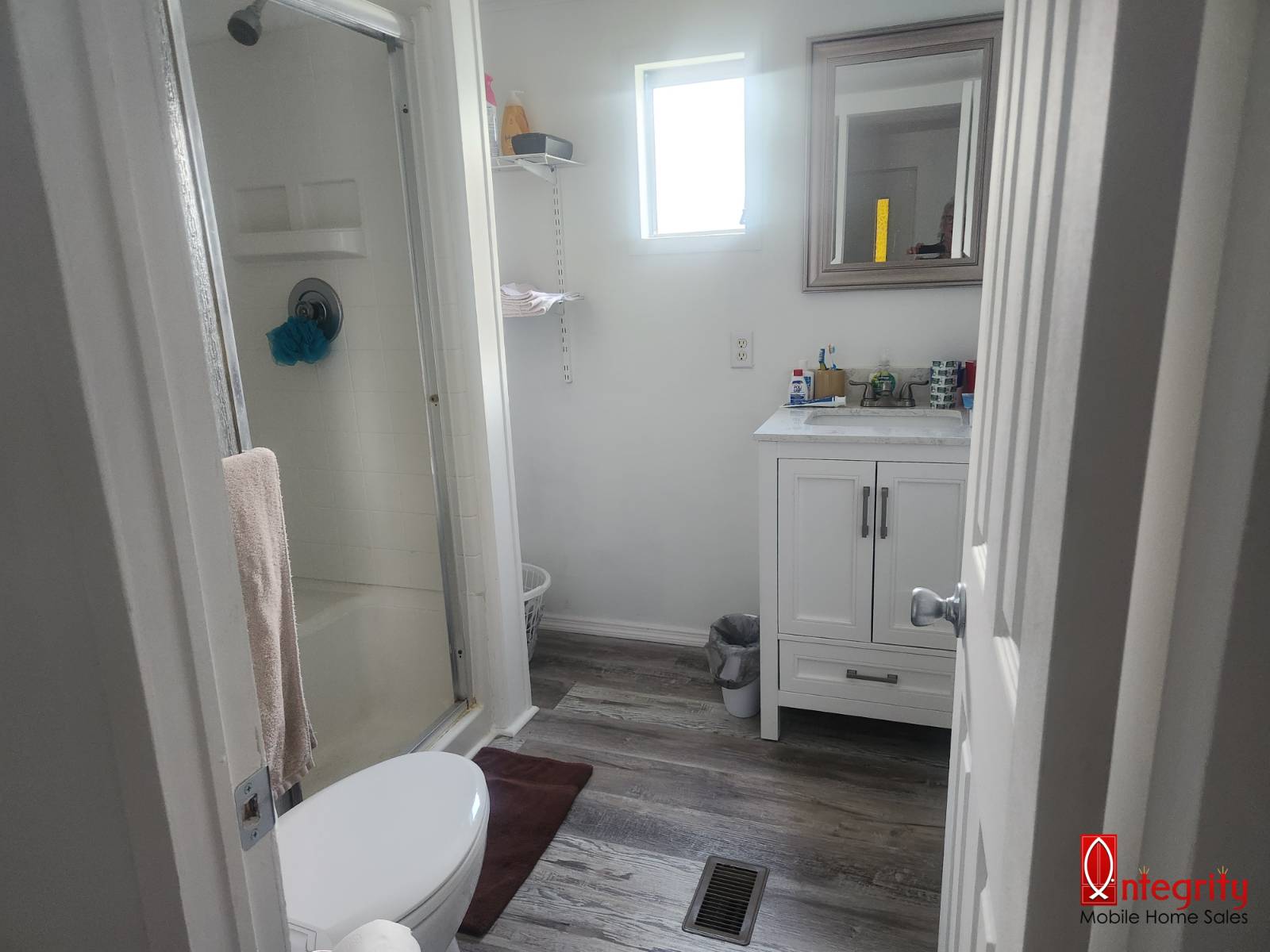 5619 Weather Vane Street, Bradenton, Florida 34203, 2 Bedrooms Bedrooms, ,1 BathroomBathrooms,55-Plus Mobile Home,For Sale,Weather Vane Street,3879