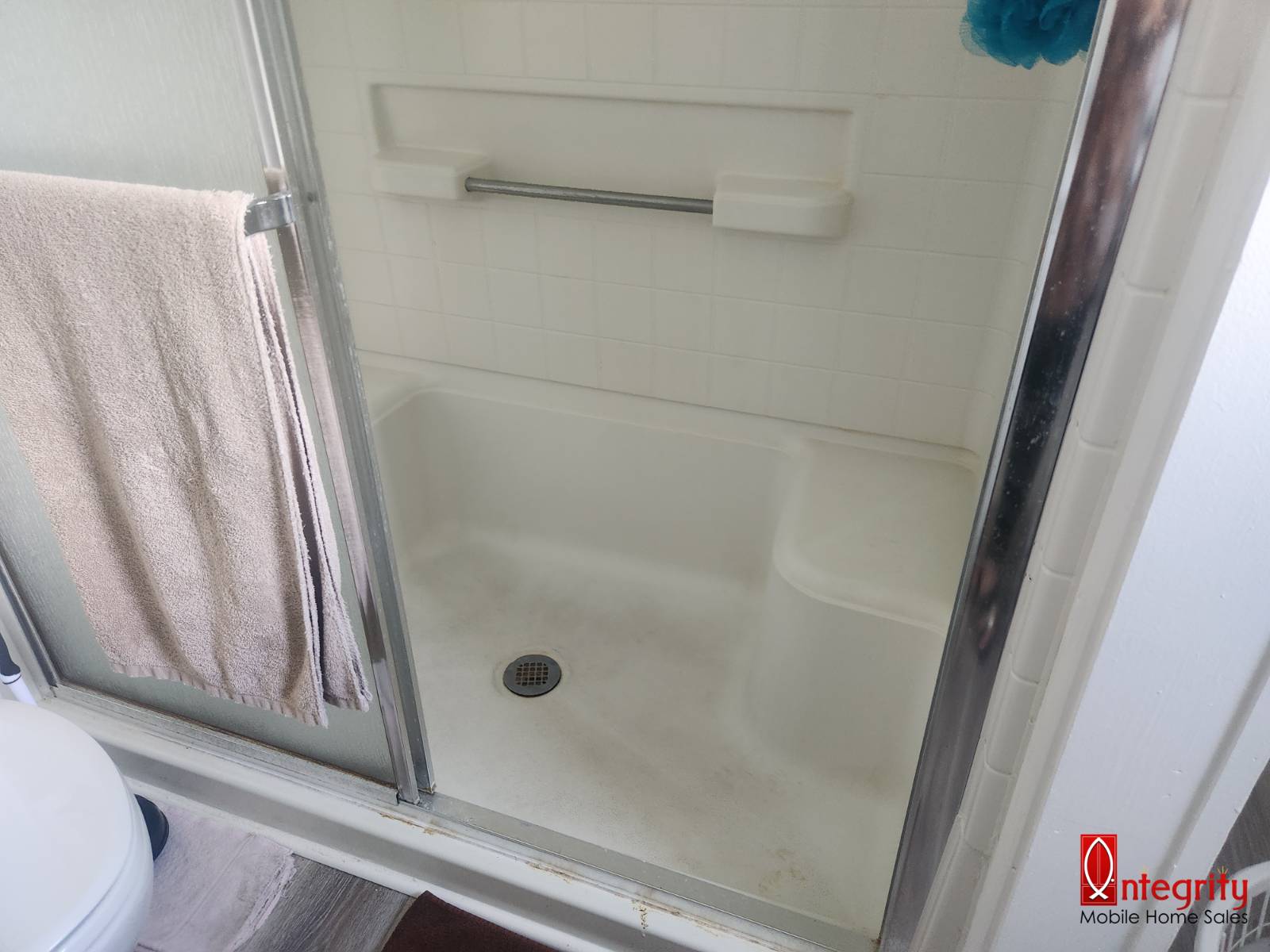 5619 Weather Vane Street, Bradenton, Florida 34203, 2 Bedrooms Bedrooms, ,1 BathroomBathrooms,55-Plus Mobile Home,For Sale,Weather Vane Street,3879