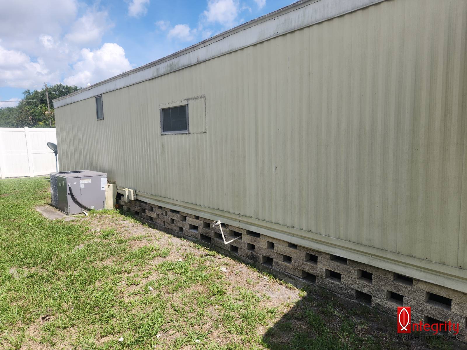 5619 Weather Vane Street, Bradenton, Florida 34203, 2 Bedrooms Bedrooms, ,1 BathroomBathrooms,55-Plus Mobile Home,For Sale,Weather Vane Street,3879