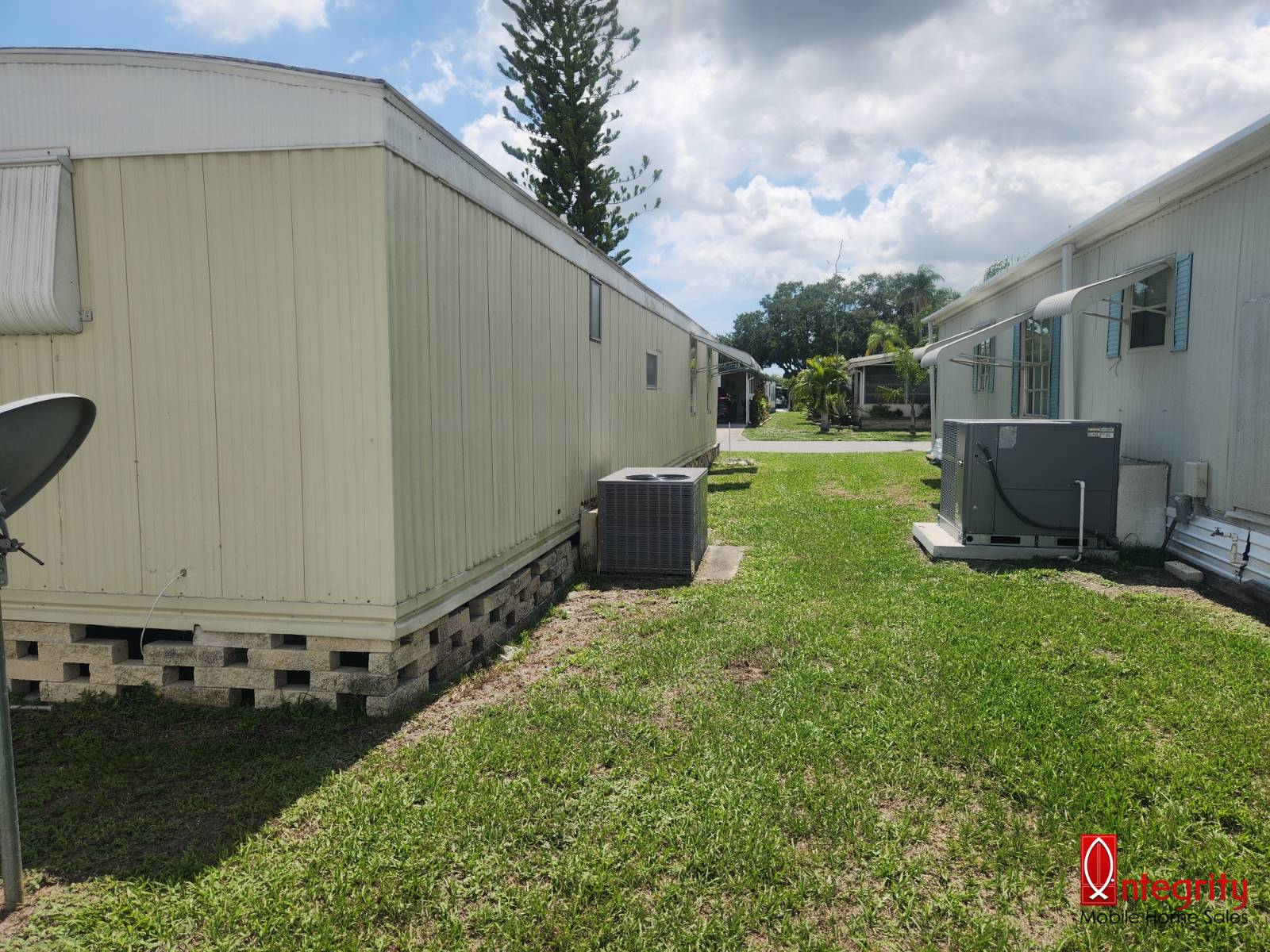 5619 Weather Vane Street, Bradenton, Florida 34203, 2 Bedrooms Bedrooms, ,1 BathroomBathrooms,55-Plus Mobile Home,For Sale,Weather Vane Street,3879