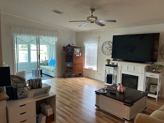 6613 John Avenue, Ellenton, Florida 34222, 2 Bedrooms Bedrooms, ,2 BathroomsBathrooms,55-Plus Mobile Home,For Sale,John Avenue,3886