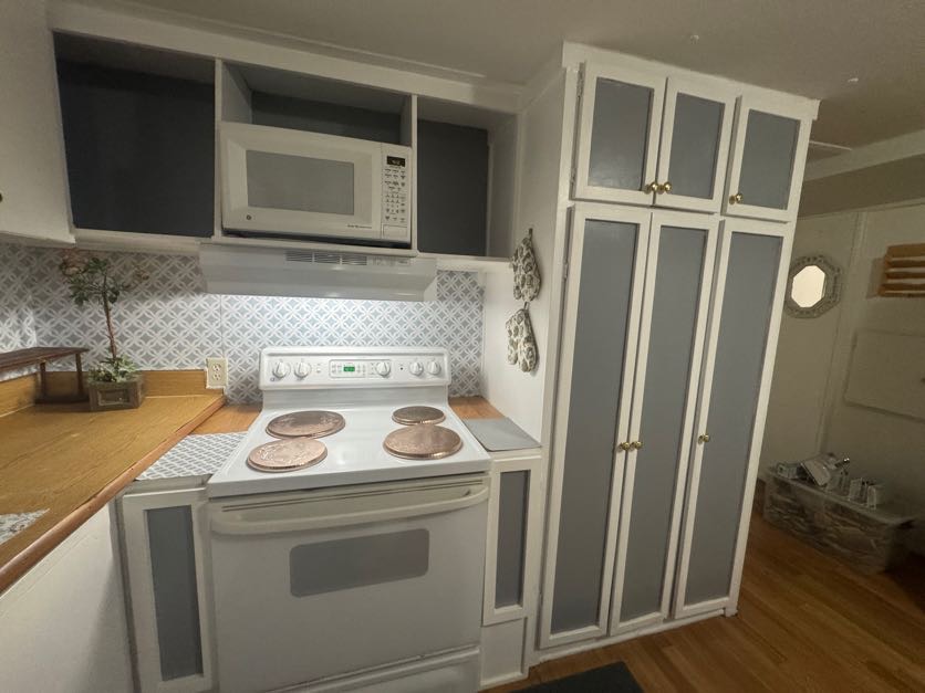 3305 Skyview Drive, Lot 9, Lakeland, Florida 33801, 2 Bedrooms Bedrooms, ,2 BathroomsBathrooms,55-Plus Mobile Home,For Sale,Skyview Drive, Lot 9,3887