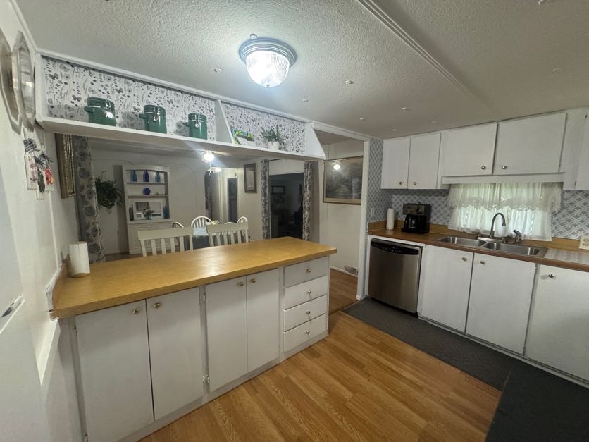 3305 Skyview Drive, Lot 9, Lakeland, Florida 33801, 2 Bedrooms Bedrooms, ,2 BathroomsBathrooms,55-Plus Mobile Home,For Sale,Skyview Drive, Lot 9,3887