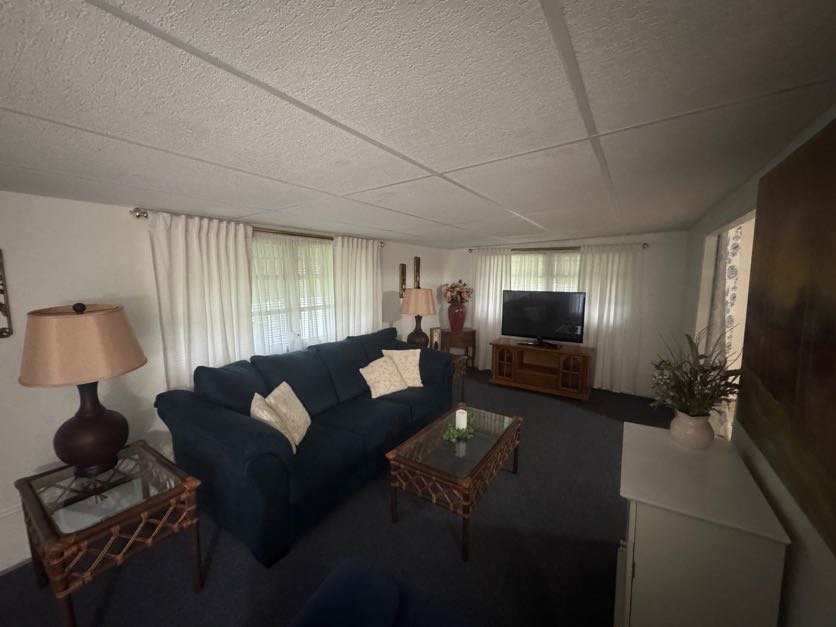 3305 Skyview Drive, Lot 9, Lakeland, Florida 33801, 2 Bedrooms Bedrooms, ,2 BathroomsBathrooms,55-Plus Mobile Home,For Sale,Skyview Drive, Lot 9,3887