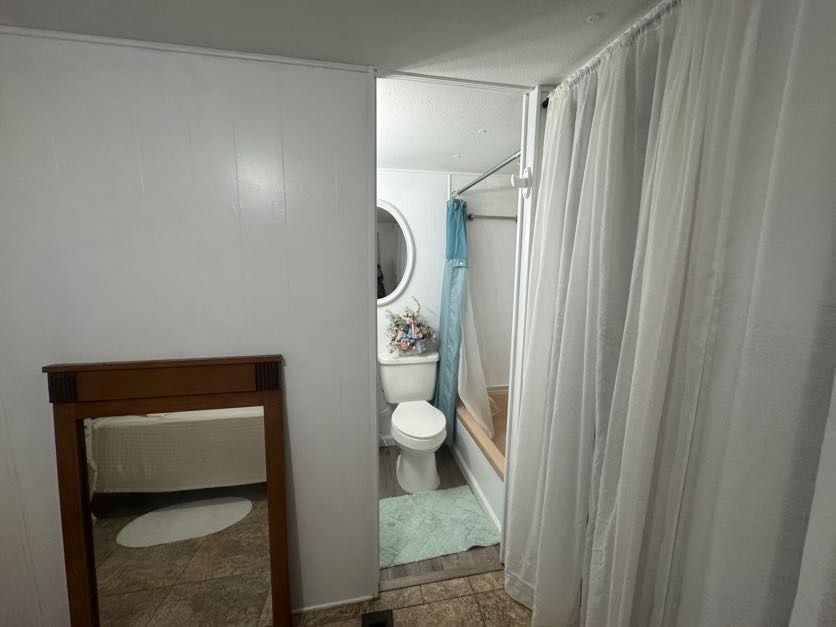 3305 Skyview Drive, Lot 9, Lakeland, Florida 33801, 2 Bedrooms Bedrooms, ,2 BathroomsBathrooms,55-Plus Mobile Home,For Sale,Skyview Drive, Lot 9,3887