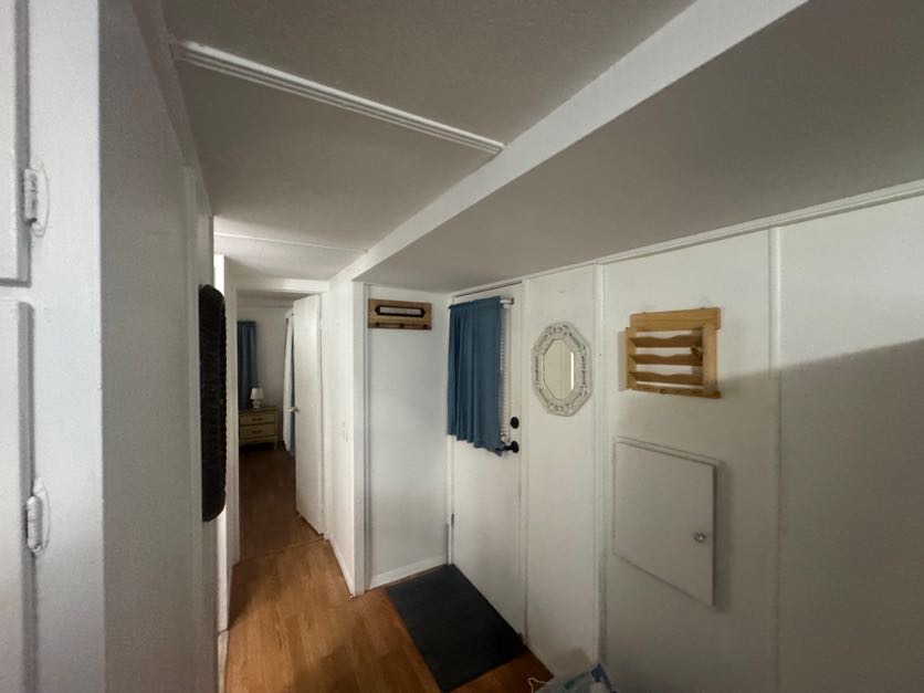 3305 Skyview Drive, Lot 9, Lakeland, Florida 33801, 2 Bedrooms Bedrooms, ,2 BathroomsBathrooms,55-Plus Mobile Home,For Sale,Skyview Drive, Lot 9,3887