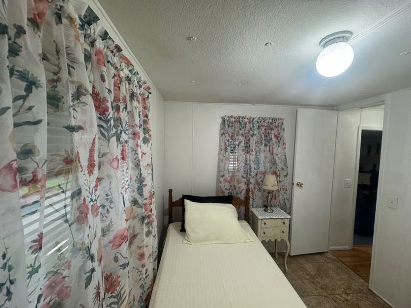 3305 Skyview Drive, Lot 9, Lakeland, Florida 33801, 2 Bedrooms Bedrooms, ,2 BathroomsBathrooms,55-Plus Mobile Home,For Sale,Skyview Drive, Lot 9,3887