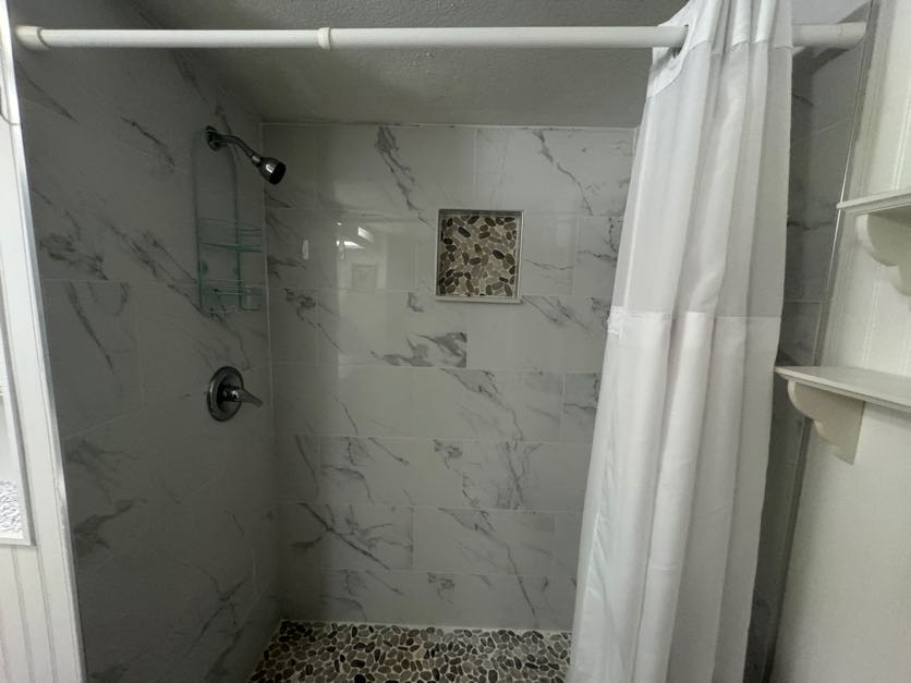 3305 Skyview Drive, Lot 9, Lakeland, Florida 33801, 2 Bedrooms Bedrooms, ,2 BathroomsBathrooms,55-Plus Mobile Home,For Sale,Skyview Drive, Lot 9,3887