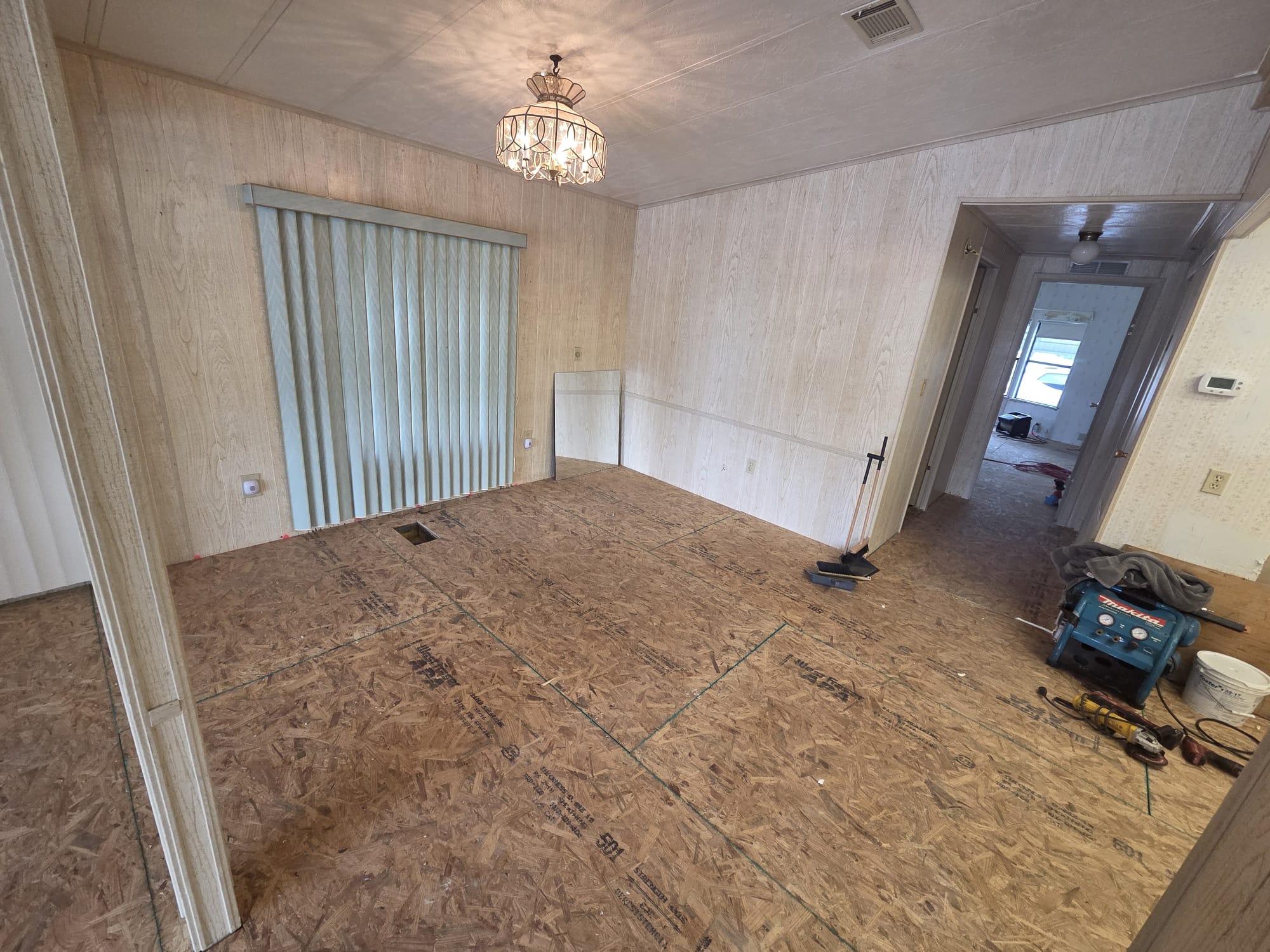 12100 Seminole Blvd, Lot 211, Largo, Florida 33778, 2 Bedrooms Bedrooms, ,2 BathroomsBathrooms,55-Plus Mobile Home,For Sale,Seminole Blvd, Lot 211,3892