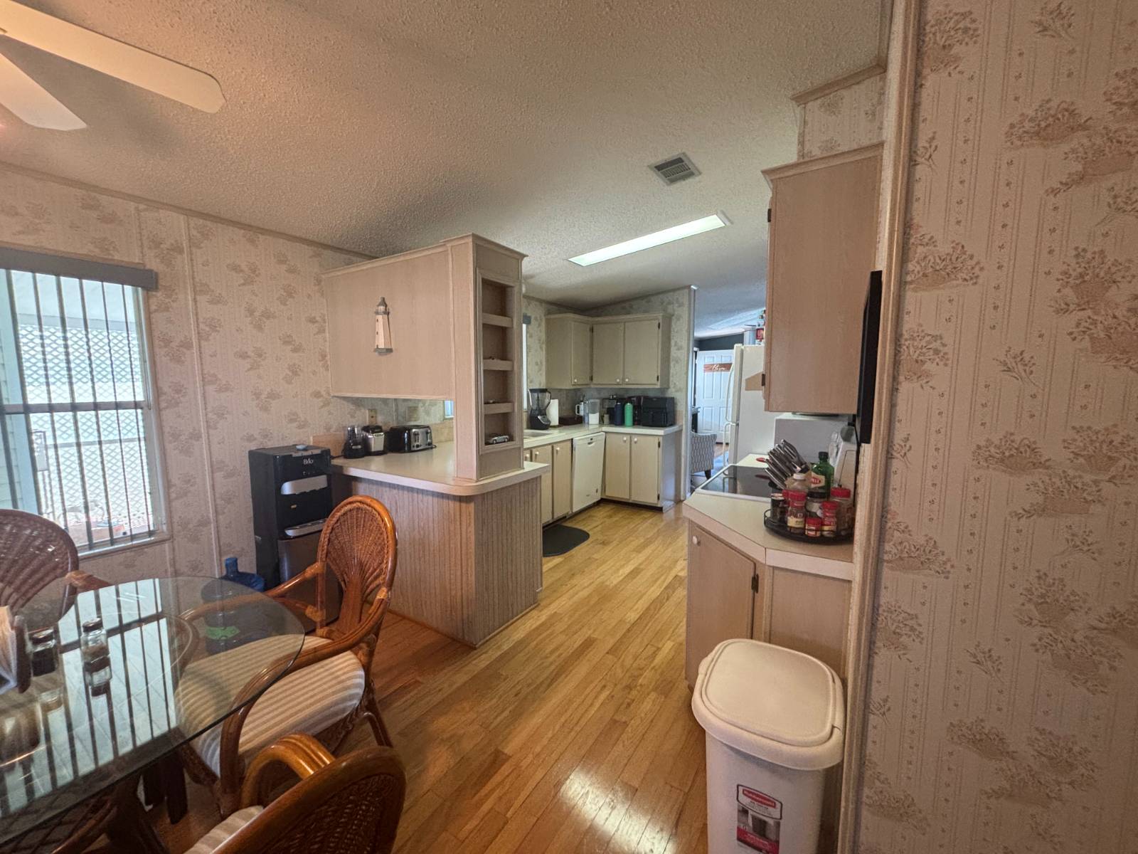 6806 Palmetto Grove, Ellenton, Florida 34222, 2 Bedrooms Bedrooms, ,2 BathroomsBathrooms,55-Plus Mobile Home,For Sale,Palmetto Grove,3893