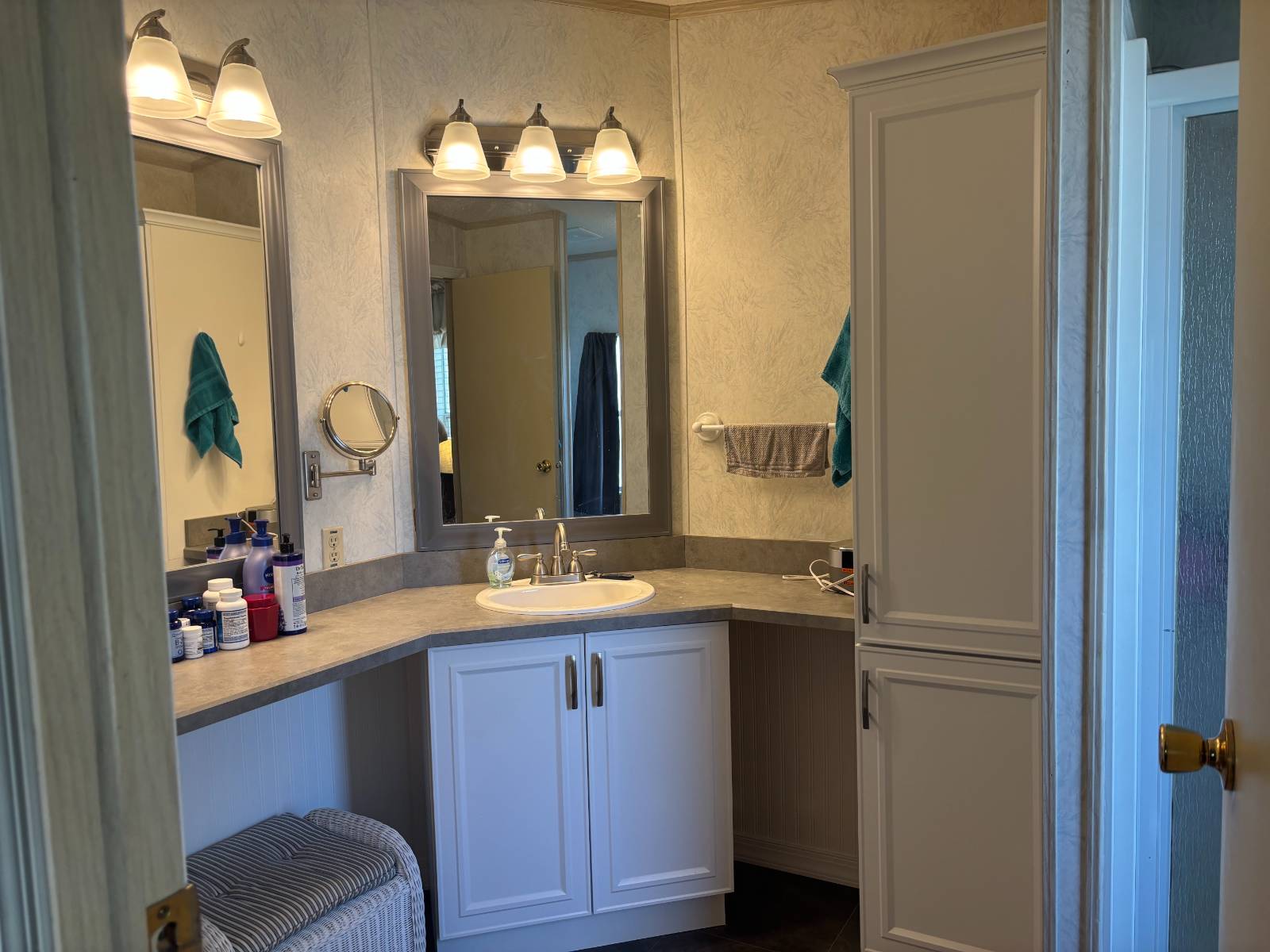 6806 Palmetto Grove, Ellenton, Florida 34222, 2 Bedrooms Bedrooms, ,2 BathroomsBathrooms,55-Plus Mobile Home,For Sale,Palmetto Grove,3893