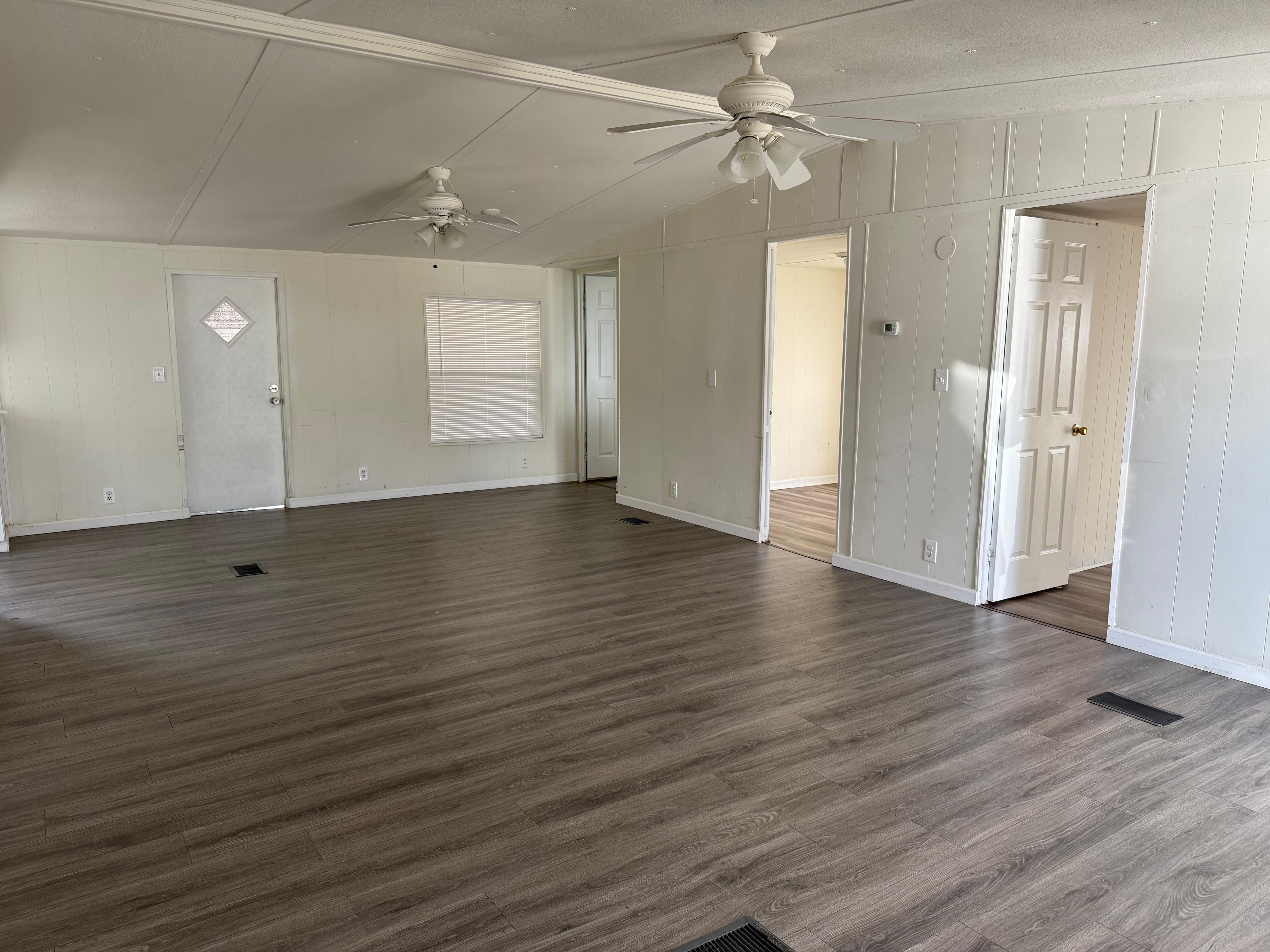 8750 Symmes Road, Lot 109, Gibsonton, Florida 33534, 3 Bedrooms Bedrooms, ,2 BathroomsBathrooms,All - Age Mobile Home,For Sale,Symmes Road, Lot 109,3901
