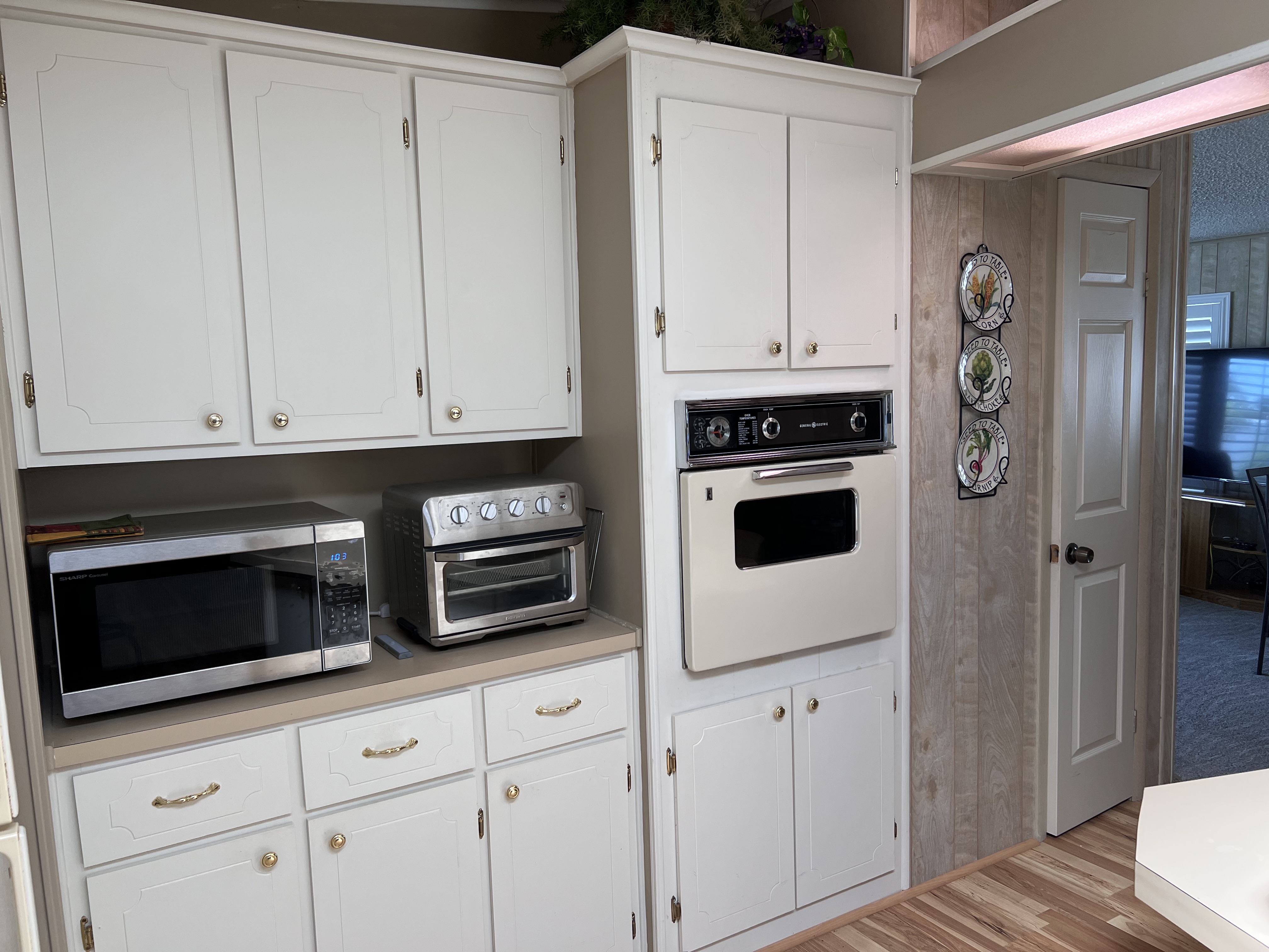 6271 Clydebank Circle, Lot 266, Sarasota, Florida 34241, 2 Bedrooms Bedrooms, ,2 BathroomsBathrooms,55-Plus Mobile Home,For Sale,Clydebank Circle, Lot 266,3909