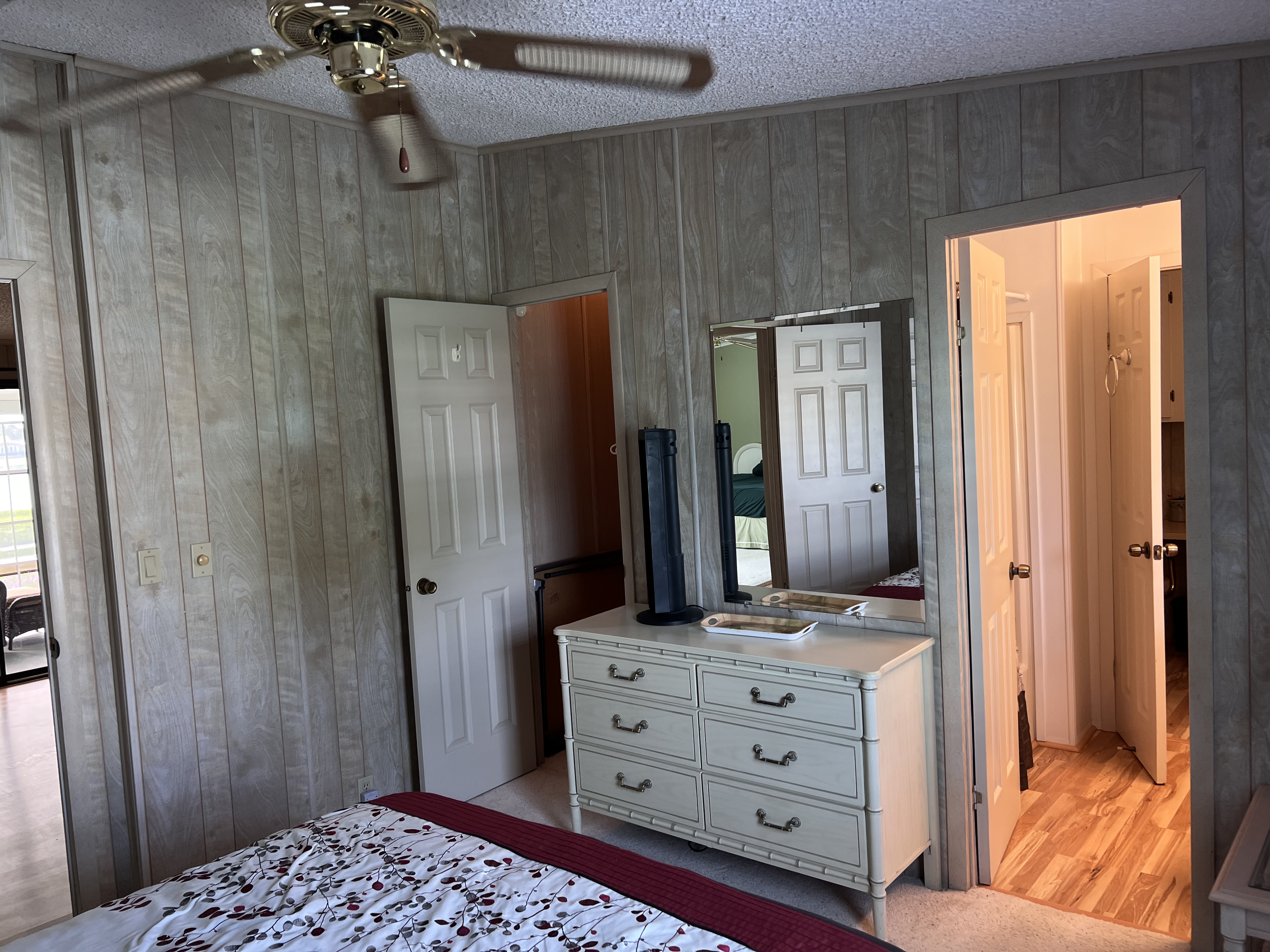 6271 Clydebank Circle, Lot 266, Sarasota, Florida 34241, 2 Bedrooms Bedrooms, ,2 BathroomsBathrooms,55-Plus Mobile Home,For Sale,Clydebank Circle, Lot 266,3909