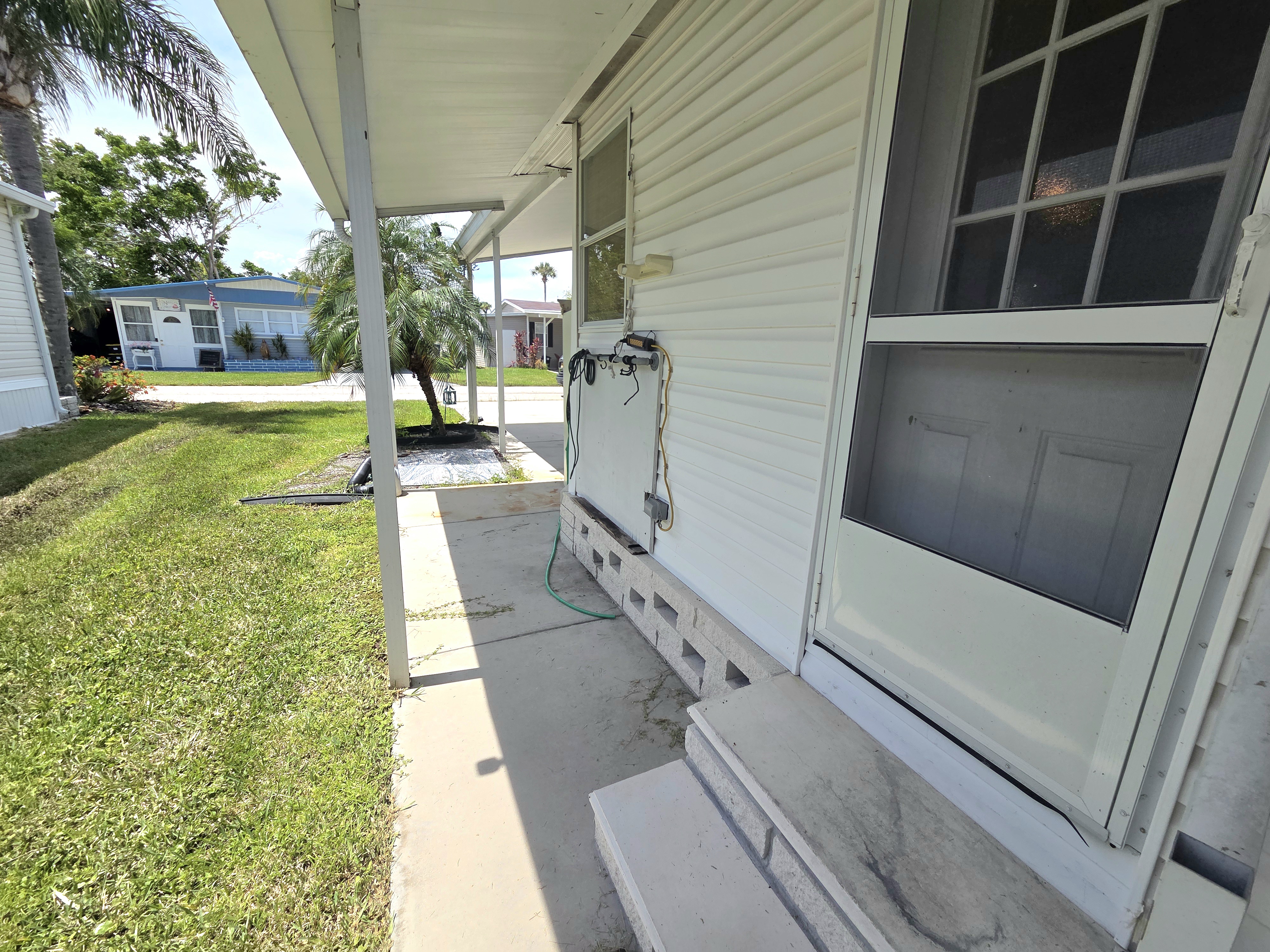 215 Rotterdam Avenue, Ellenton, Florida 34222, 2 Bedrooms Bedrooms, ,2 BathroomsBathrooms,55-Plus Mobile Home,For Sale,Rotterdam Avenue,3922
