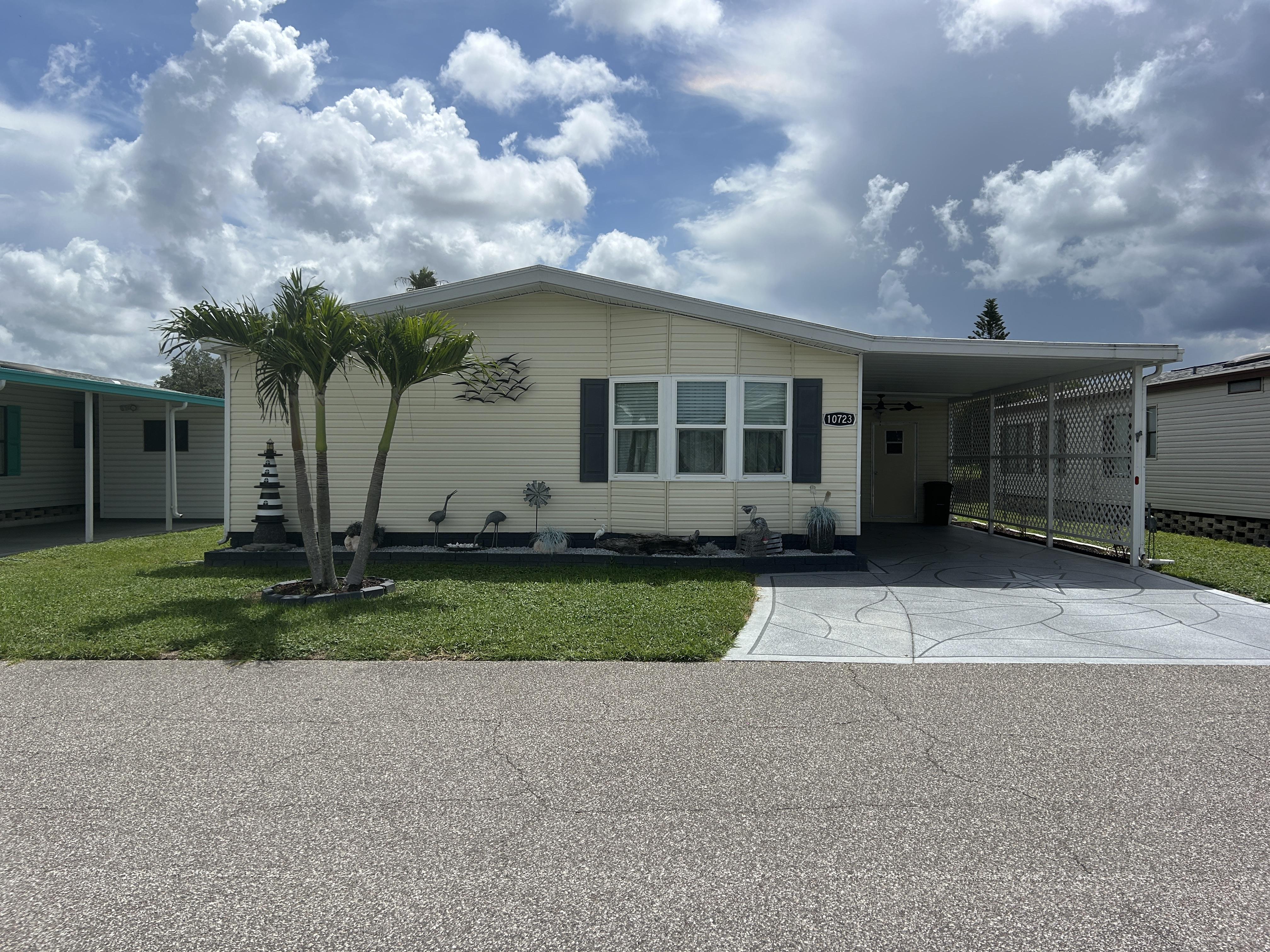 10723 Central Park Avenue, New Port Richey, Florida 34655, 2 Bedrooms Bedrooms, ,2 BathroomsBathrooms,55-Plus Mobile Home,For Sale,Central Park Avenue,3923