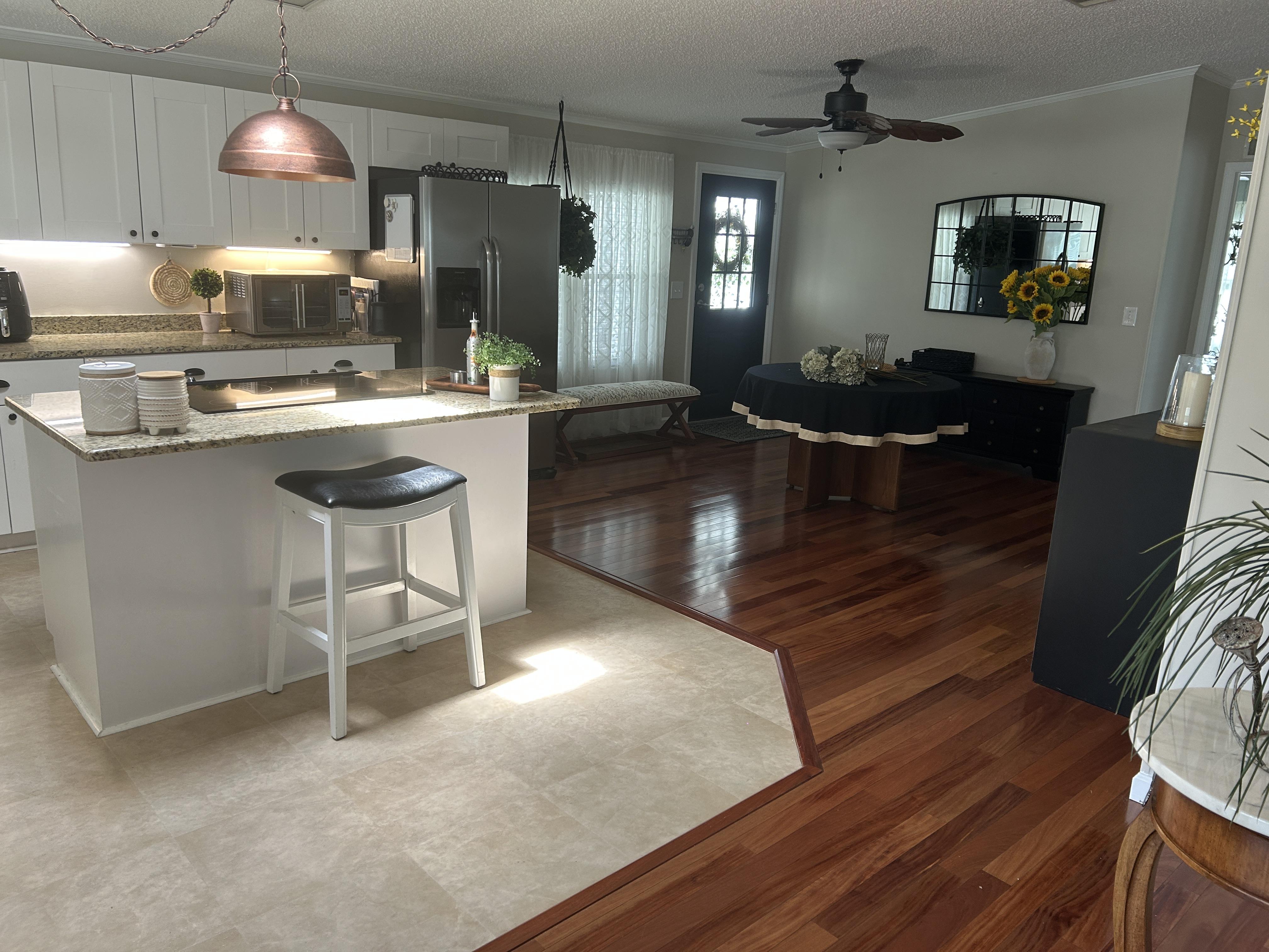 10723 Central Park Avenue, New Port Richey, Florida 34655, 2 Bedrooms Bedrooms, ,2 BathroomsBathrooms,55-Plus Mobile Home,For Sale,Central Park Avenue,3923