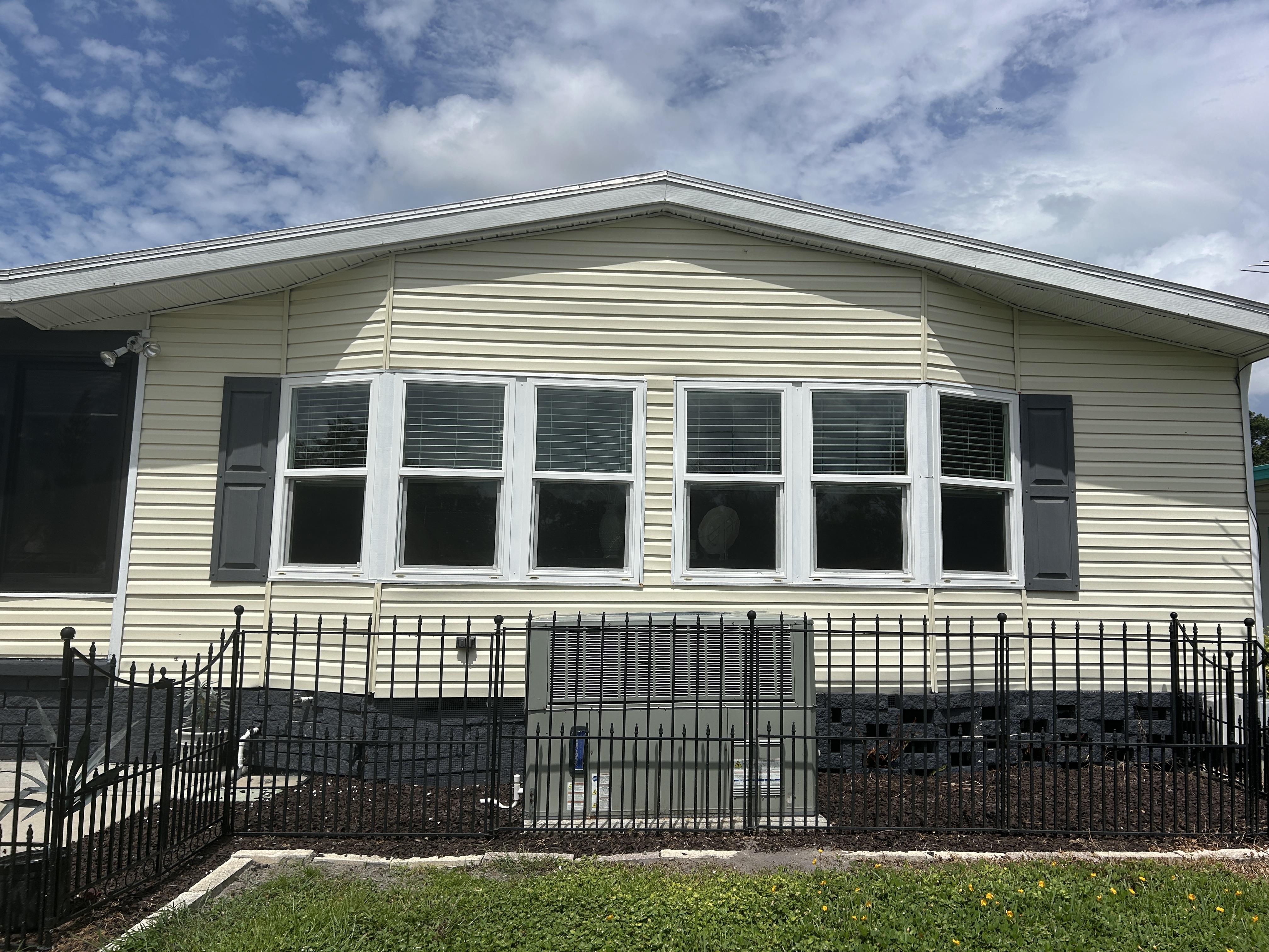 10723 Central Park Avenue, New Port Richey, Florida 34655, 2 Bedrooms Bedrooms, ,2 BathroomsBathrooms,55-Plus Mobile Home,For Sale,Central Park Avenue,3923