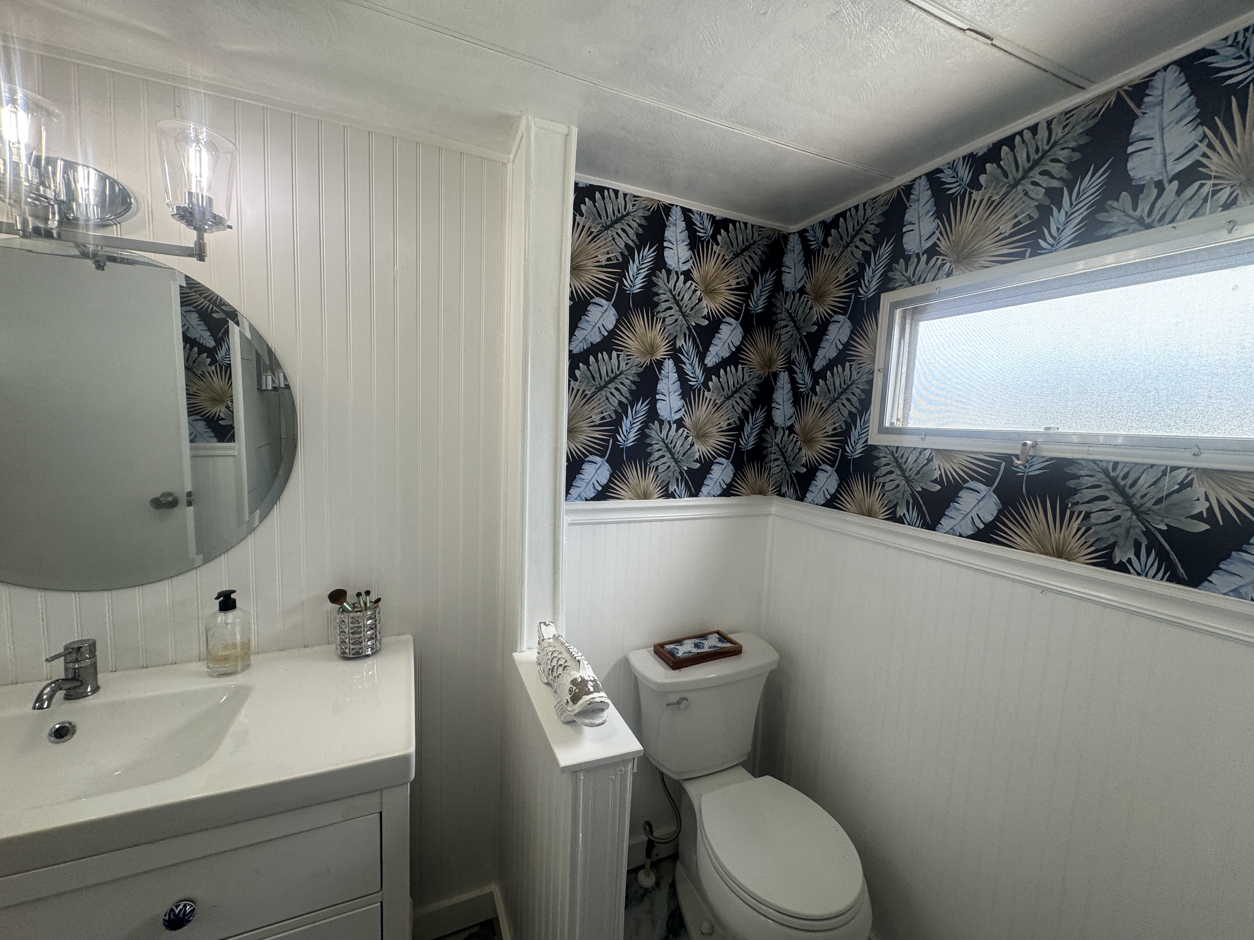916 52nd Avenue Lane West, Lot L915, Bradenton, Florida 34207, 2 Bedrooms Bedrooms, ,2 BathroomsBathrooms,55-Plus Mobile Home,For Sale,52nd Avenue Lane West, Lot L915,3924